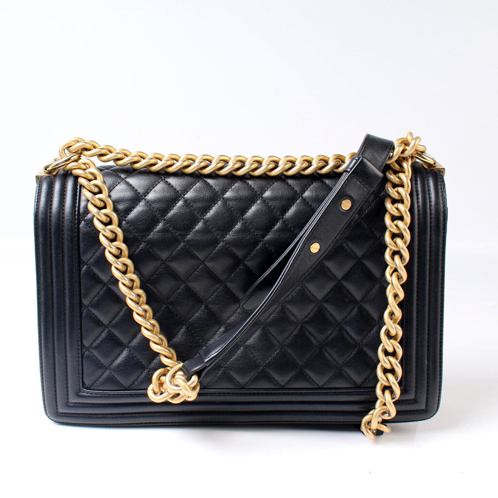 Chanel Boy Flap Newer Lambskin 25M Handbag