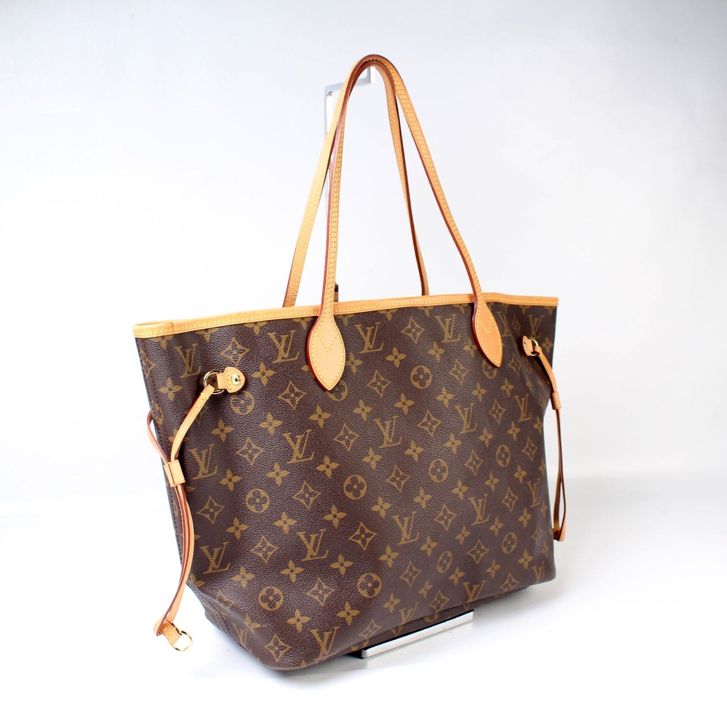Louis Vuitton Neverfull MM Monogram Tote Bag Monogram 110