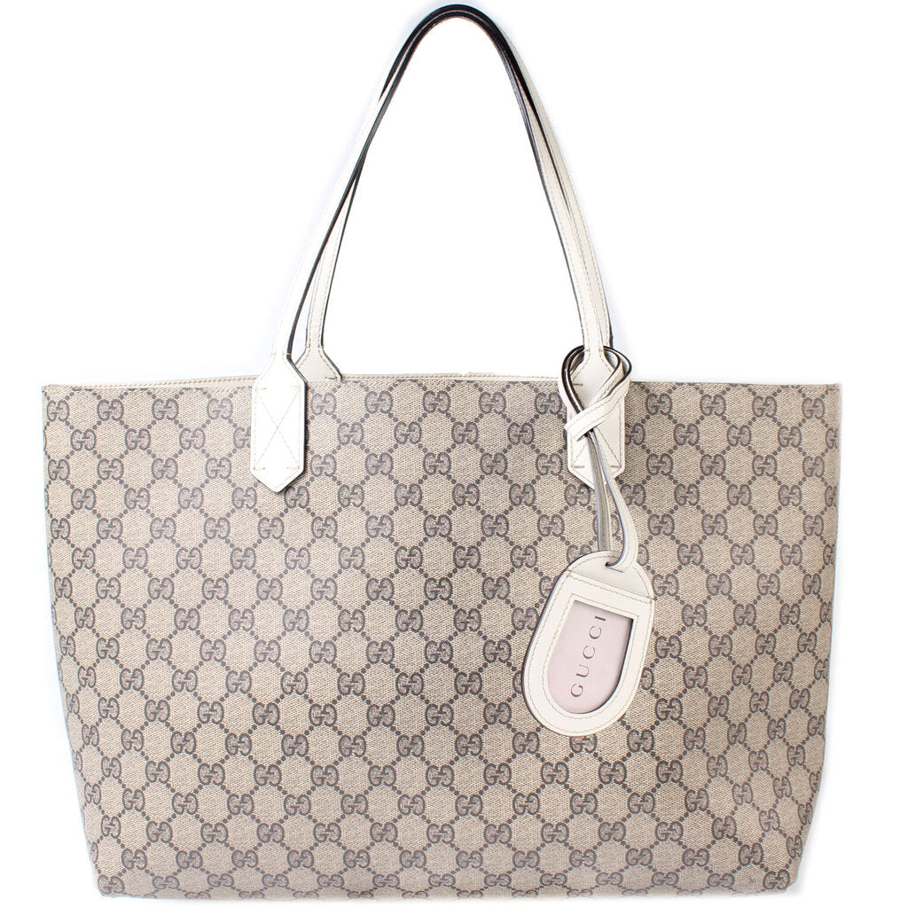 Gucci GG Supreme Medium Tote Bag