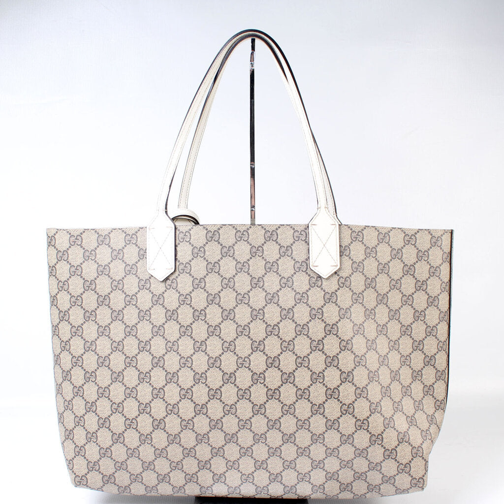 Gucci GG Supreme Medium Tote Bag