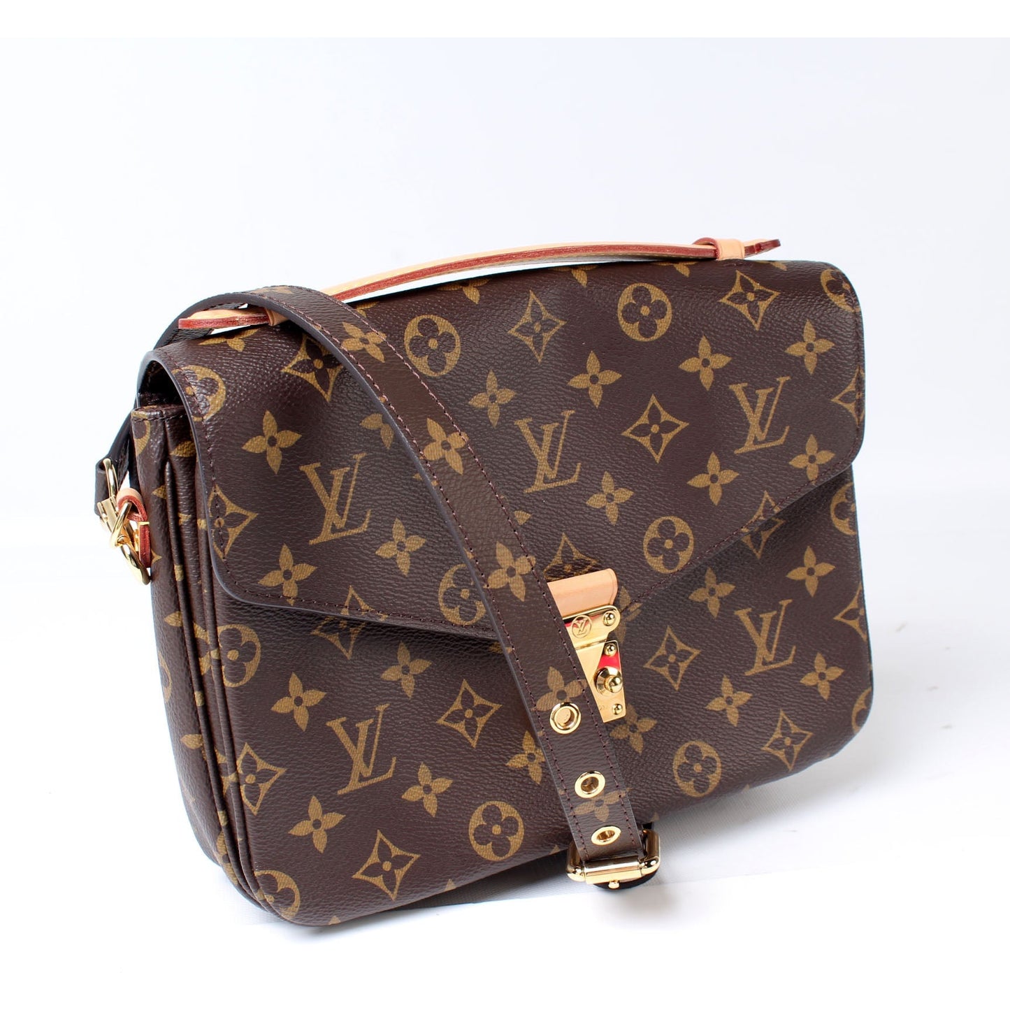 Louis Vuitton Pochette Metis Monogram Clutch Bag Monogram 19