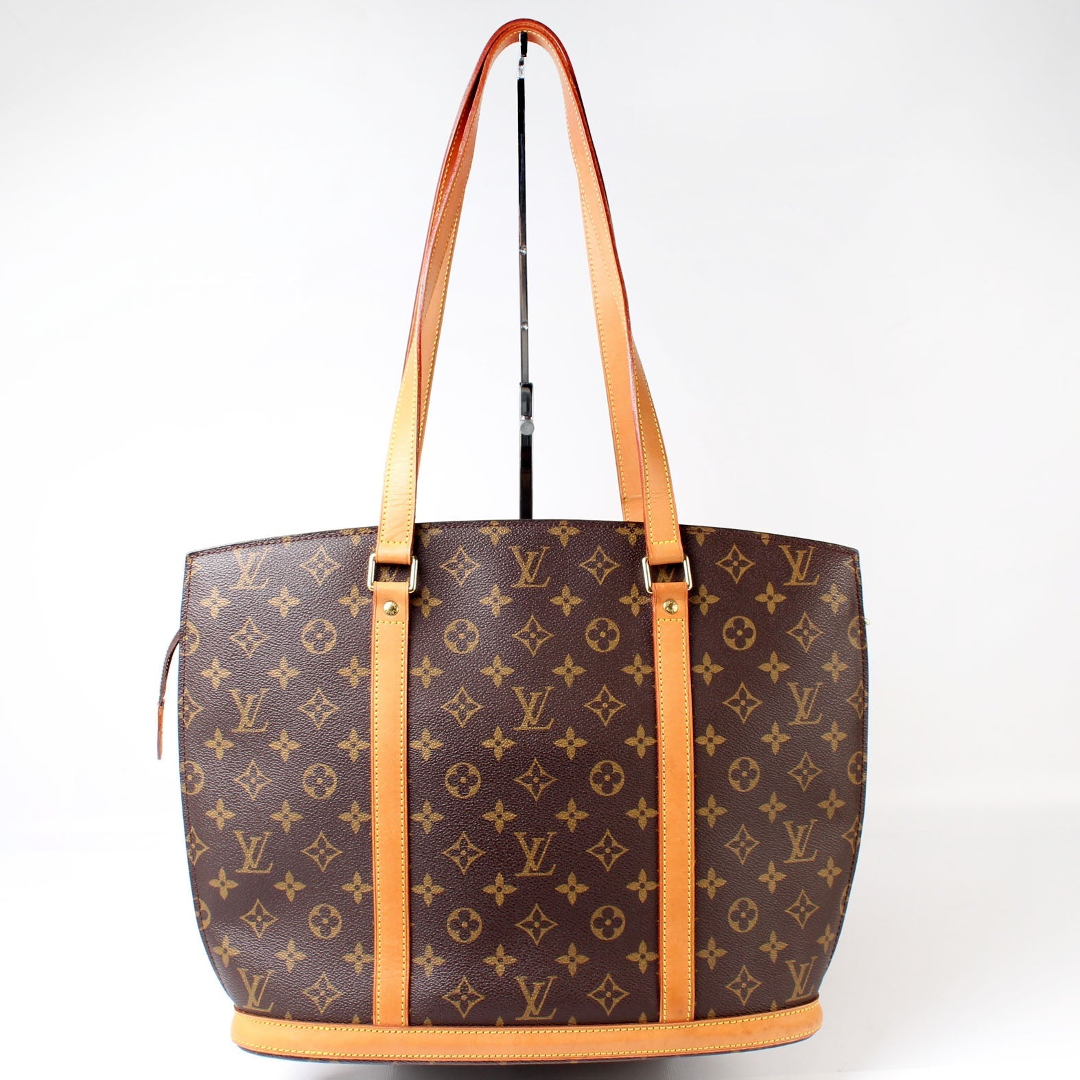 Louis Vuitton Babylone Monogram Handbag Monogram 31