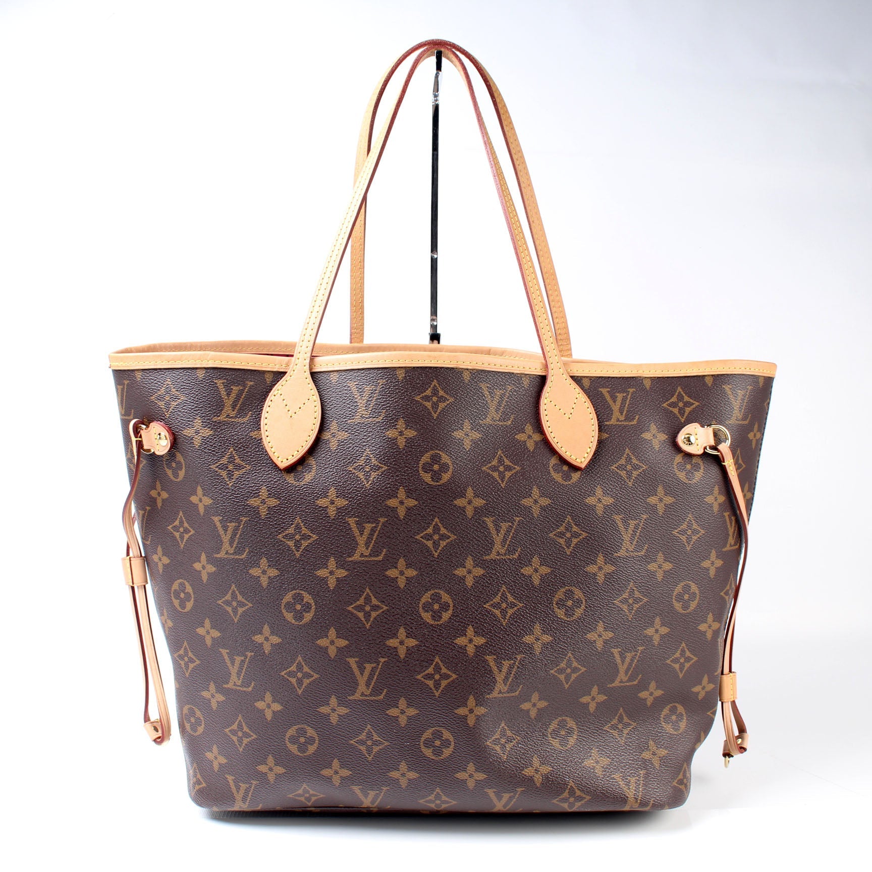 Louis Vuitton Neverfull MM Monogram Tote Bag With Pouch