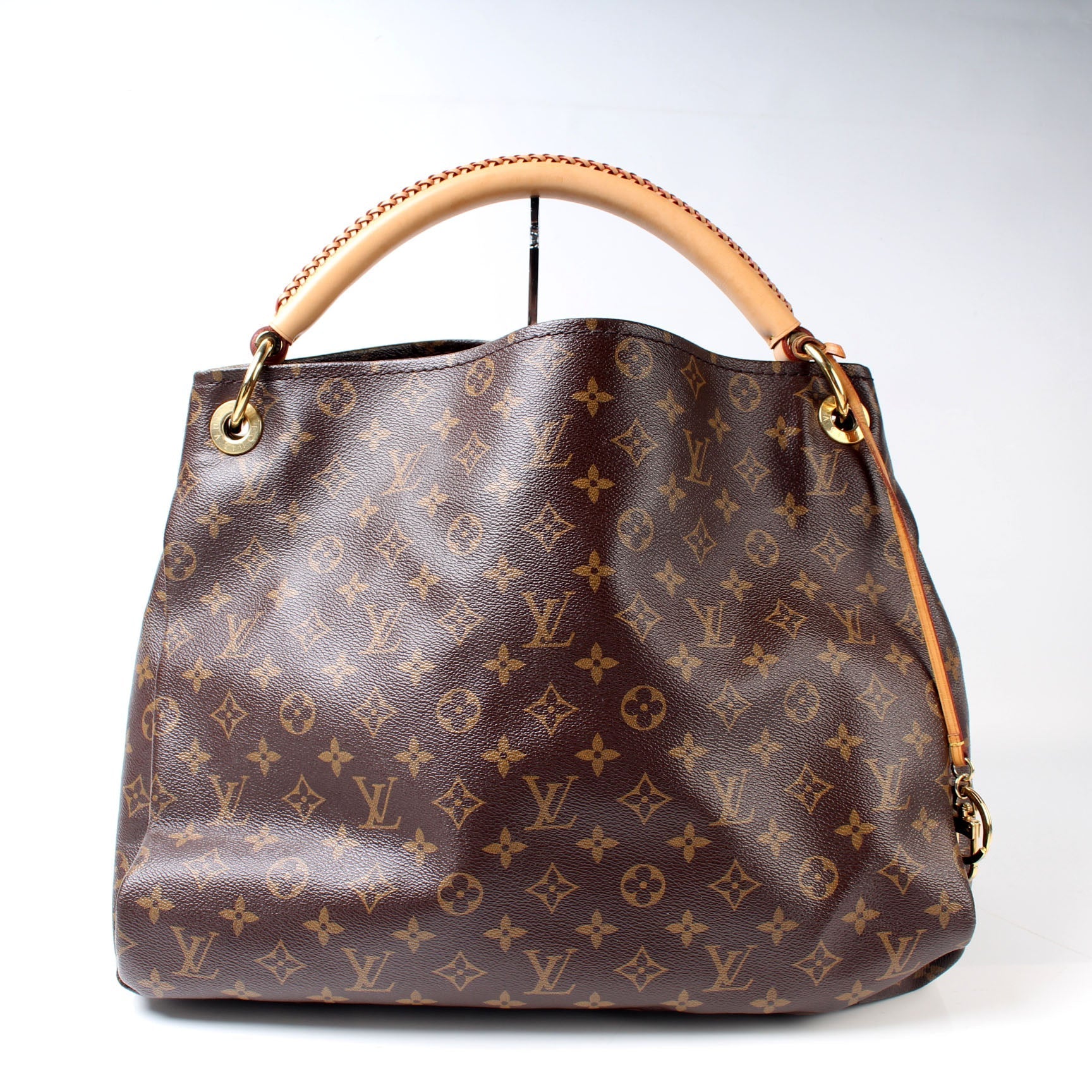 Louis Vuitton Artsy MM Monogram Handbag Monogram 62