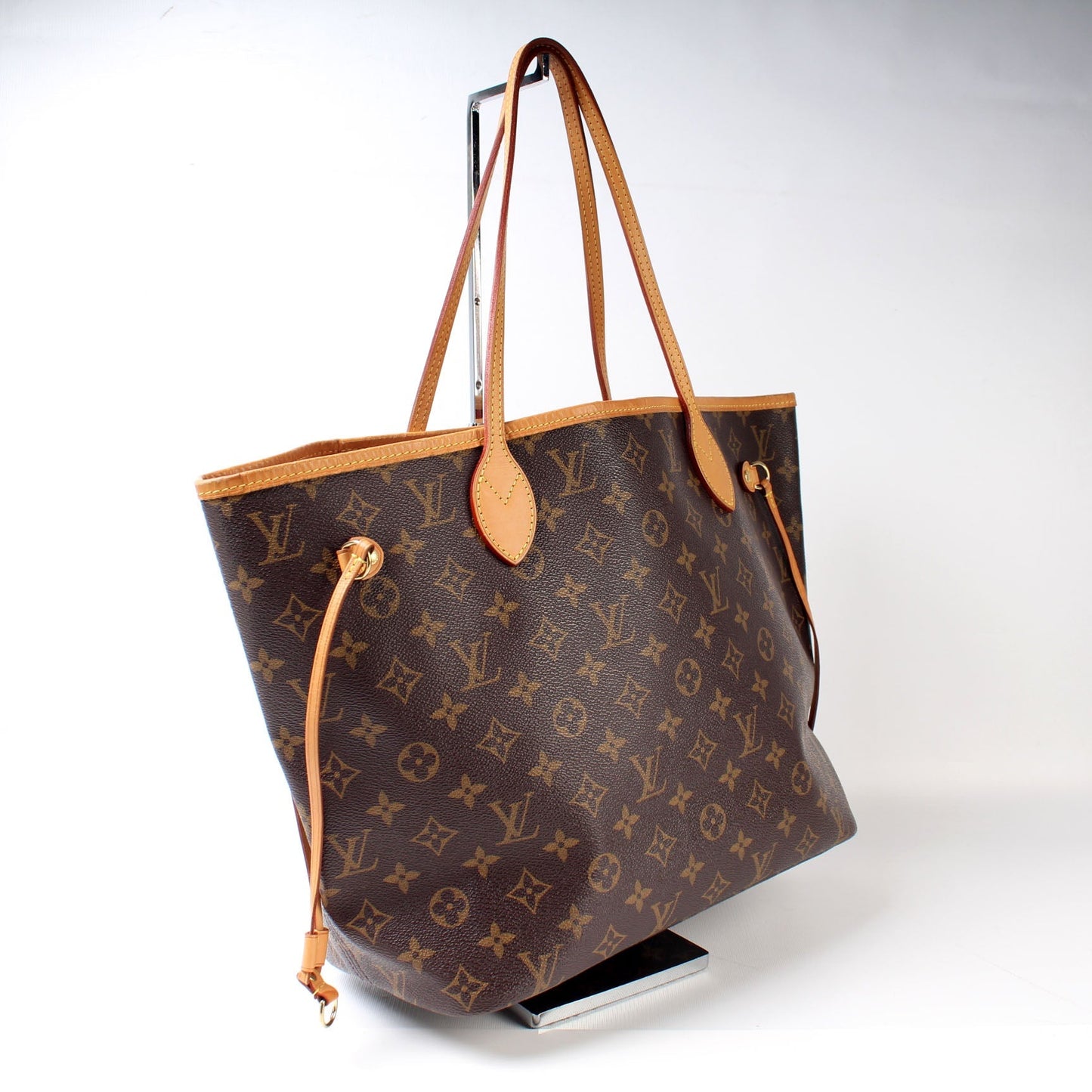 Louis Vuitton Neverfull MM Monogram Tote Bag Monogram 119