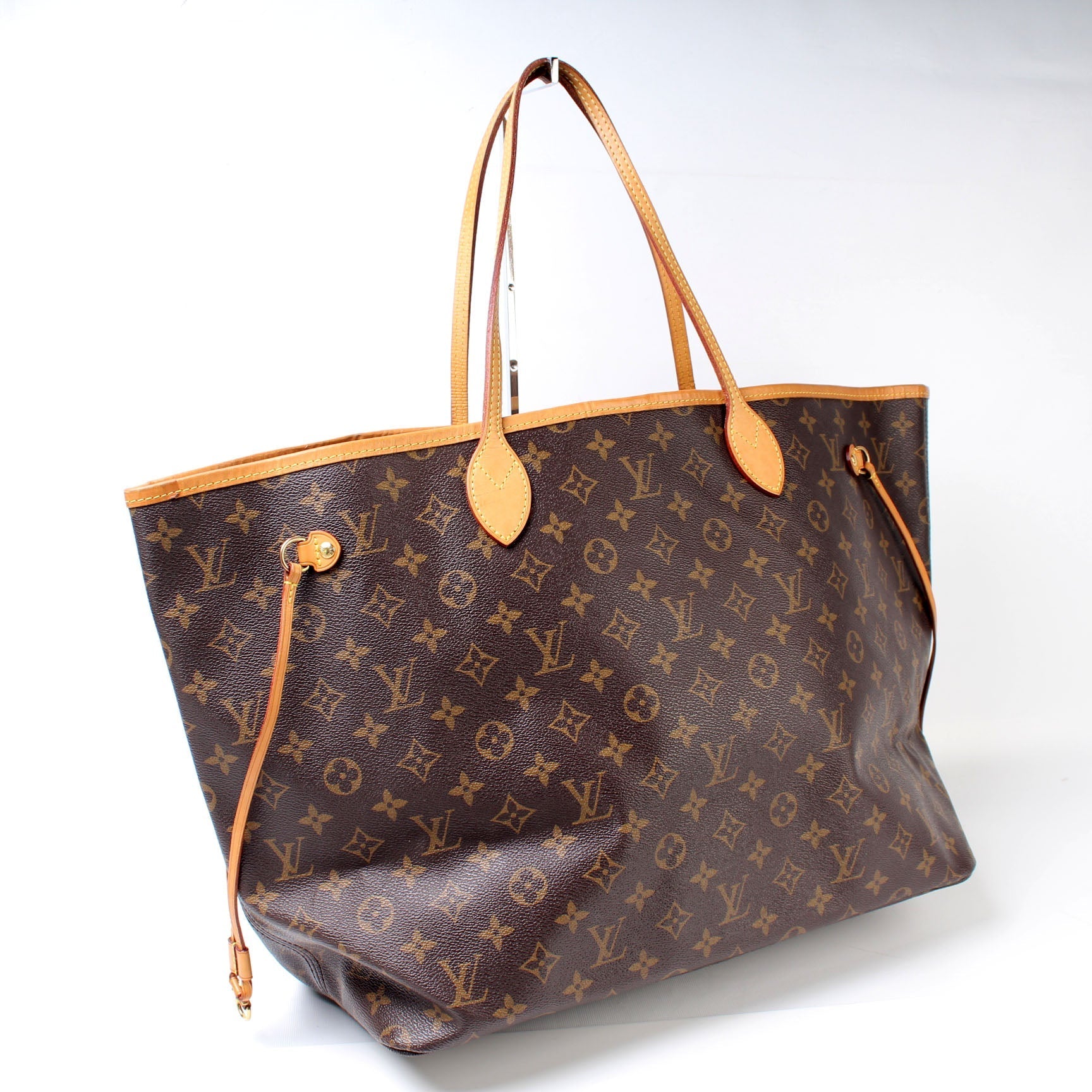 Louis Vuitton Neverfull GM Monogram Tote Bag Monogram 32