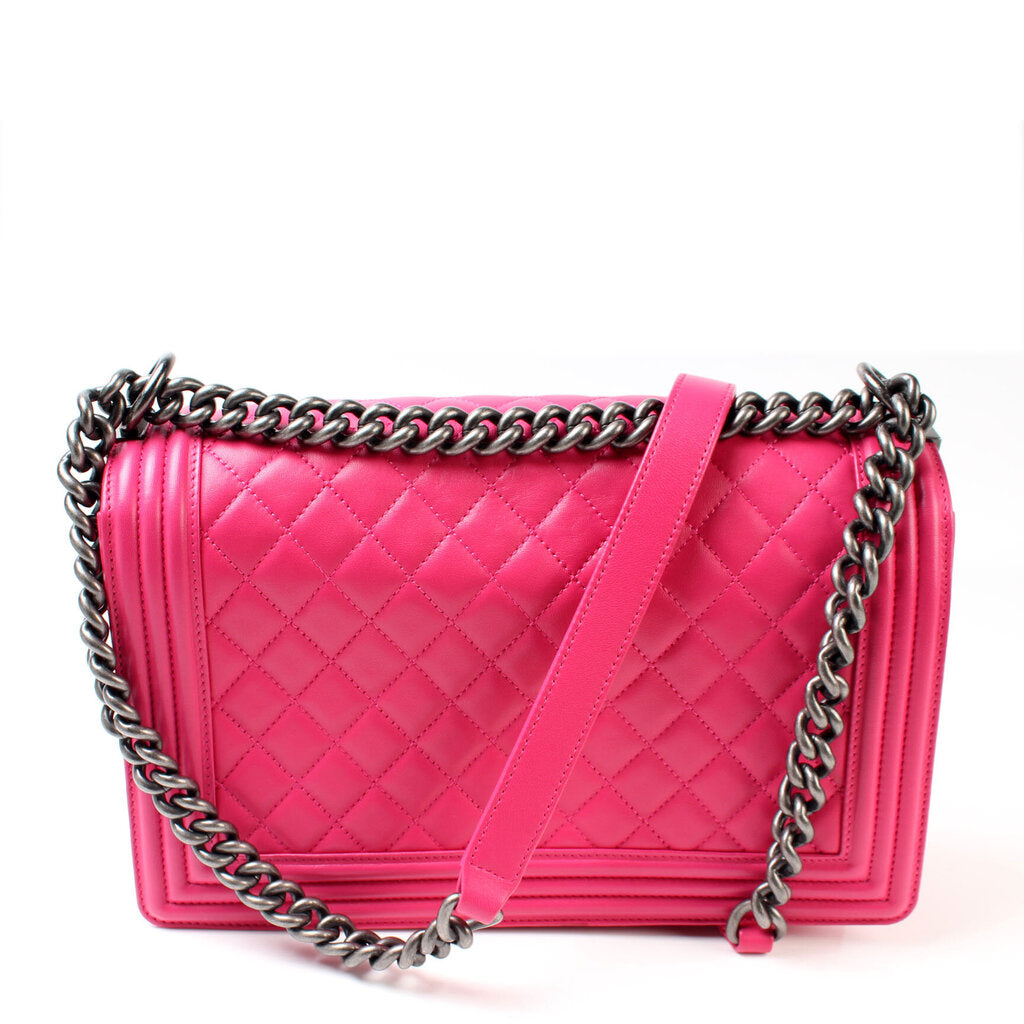 Chanel Boy Flap New Lambskin 19M Handbag