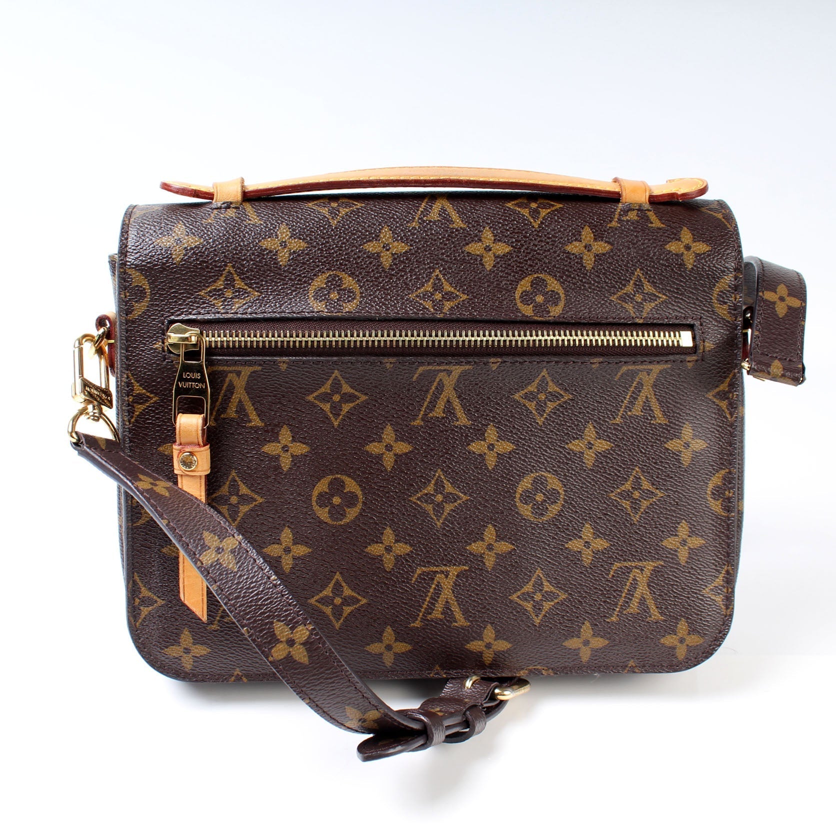 Louis Vuitton Pochette Metis Monogram Clutch Bag Monogram 24