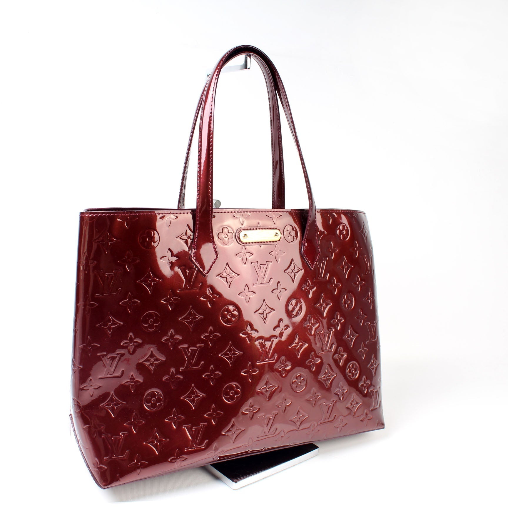 Louis Vuitton Wilshire MM Vernis Handbag