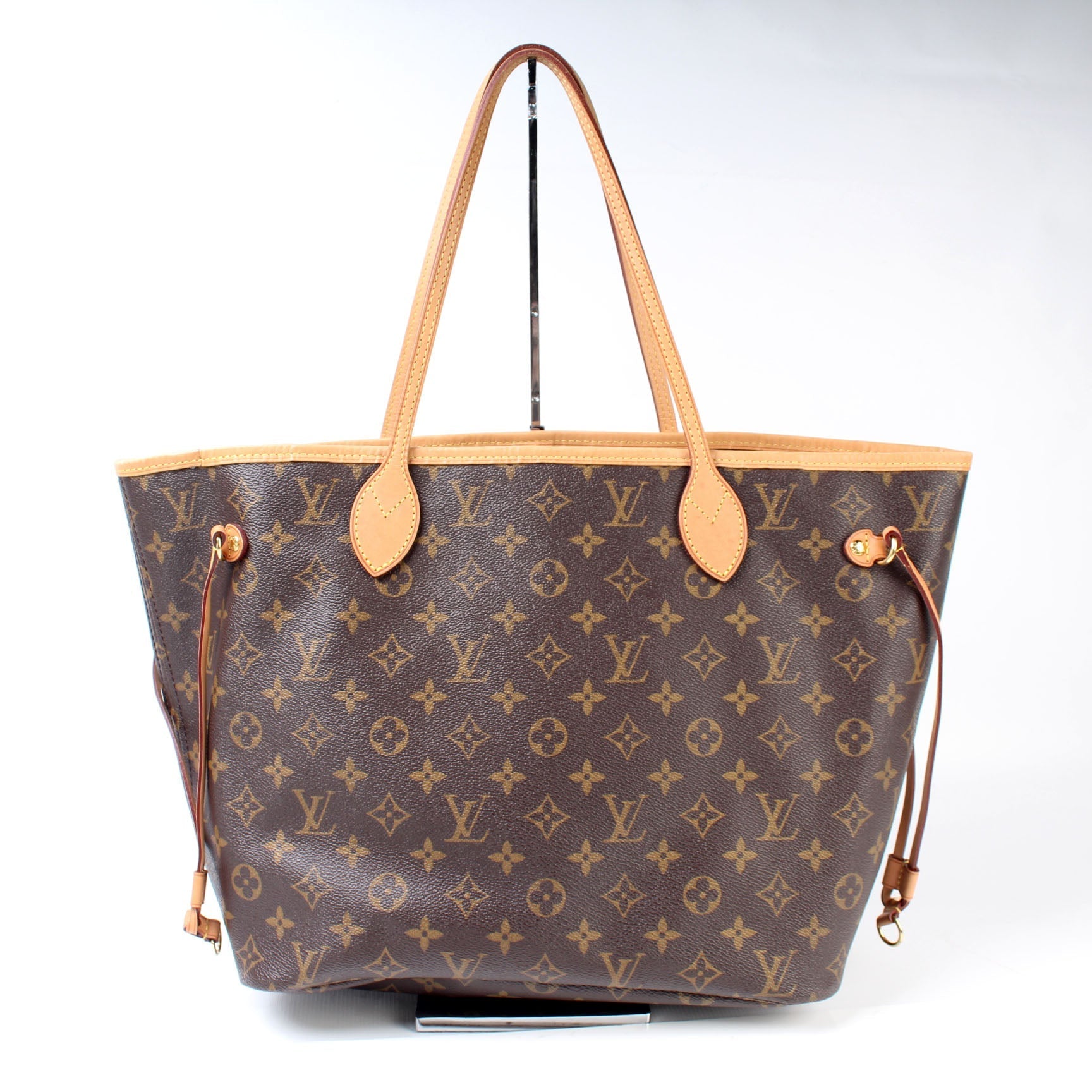 Louis Vuitton Neverfull MM Monogram Tote Bag Monogram 121
