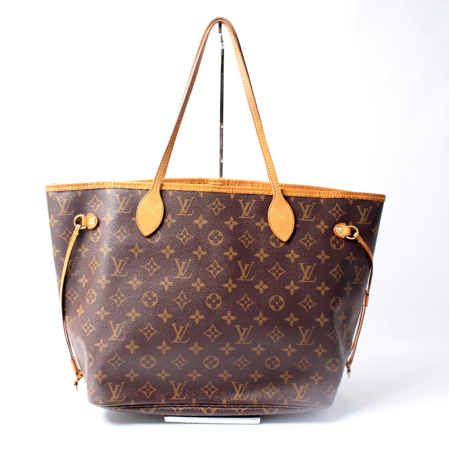 Louis Vuitton Neverfull MM Monogram Tote Bag Monogram 126