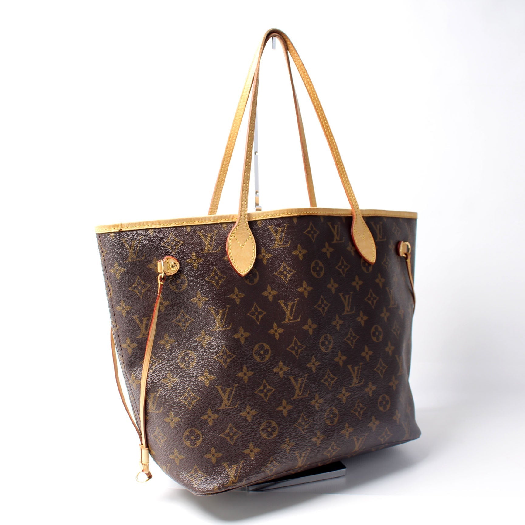 Louis Vuitton Neverfull MM Monogram Tote Bag Monogram 125