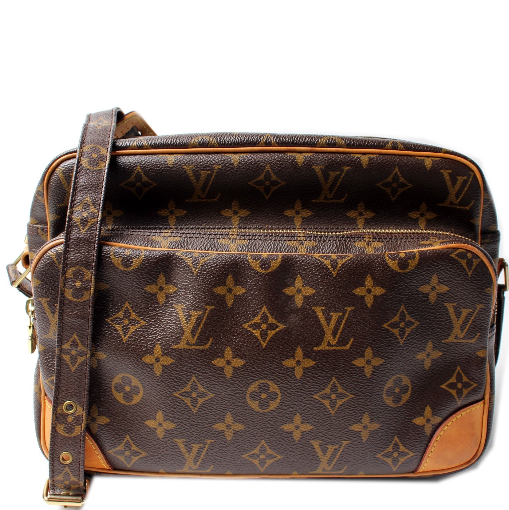 Louis Vuitton Nil Monogram Handbag