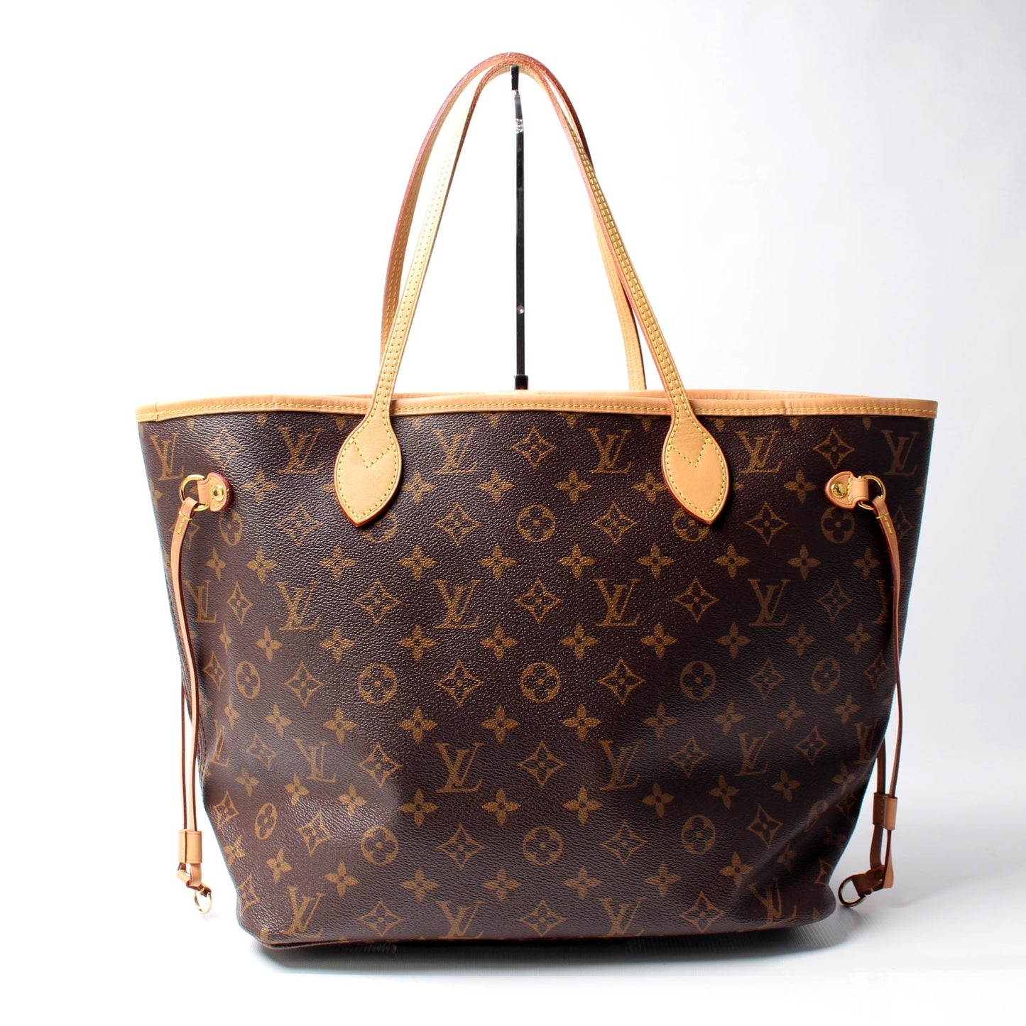 Louis Vuitton Neverfull MM Monogram Tote Bag Monogram 135