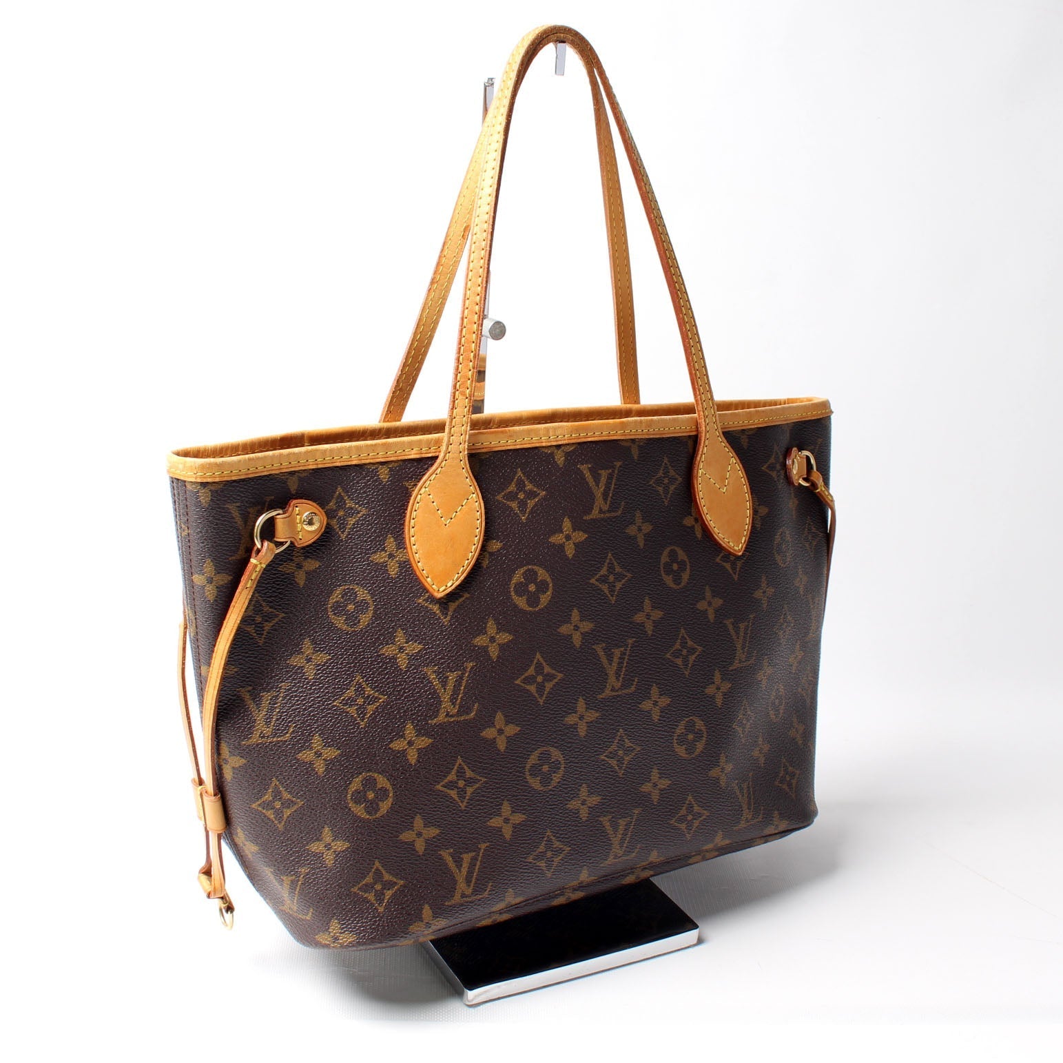 Louis Vuitton Neverfull PM Monogram Tote Bag Monogram 2