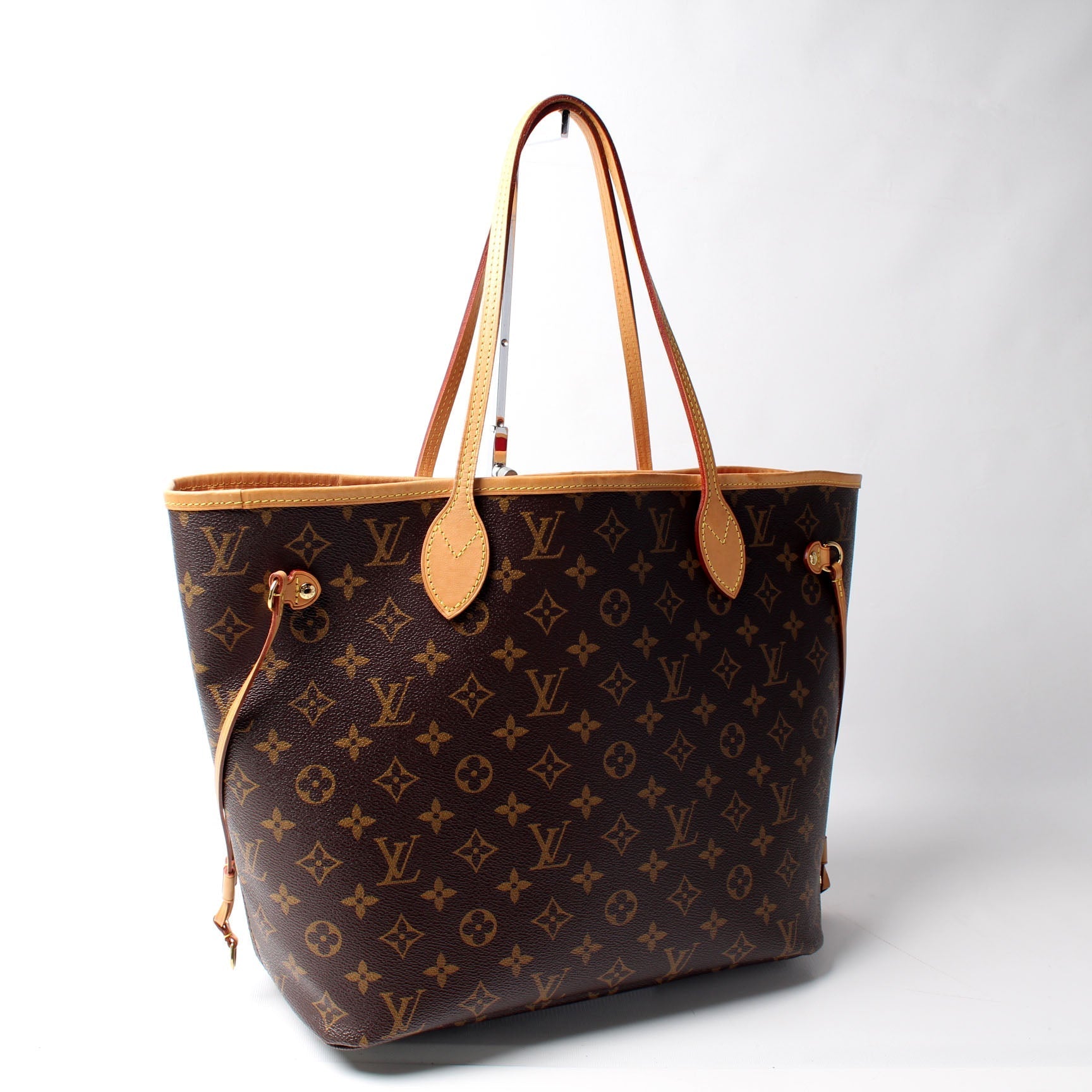Louis Vuitton Neverfull MM Monogram Tote Bag Monogram 66