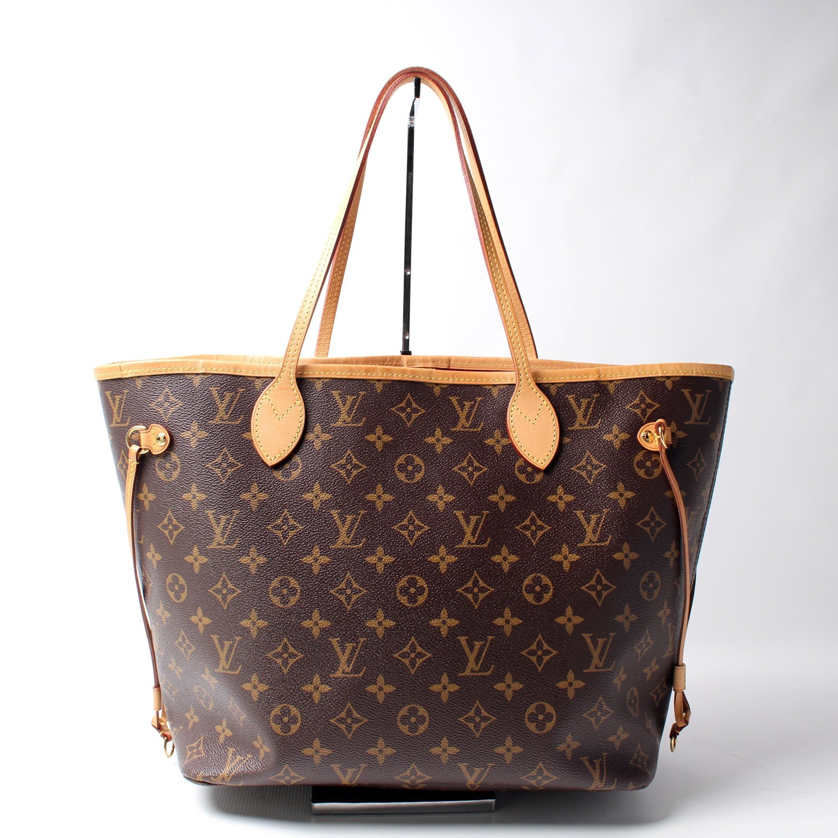 Louis Vuitton Neverfull MM Monogram Tote Bag Monogram 66