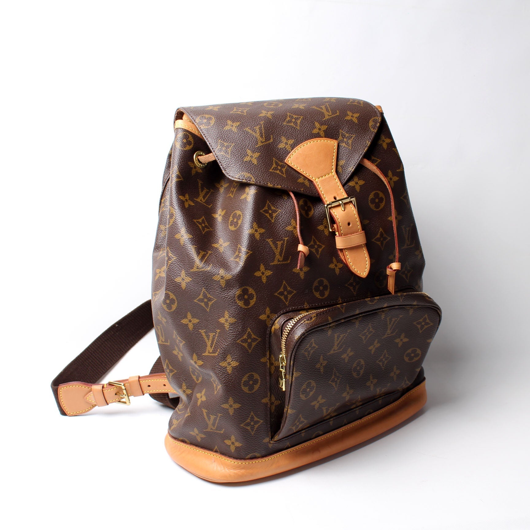 Louis Vuitton Montsouris GM Monogram Handbag Monogram 18