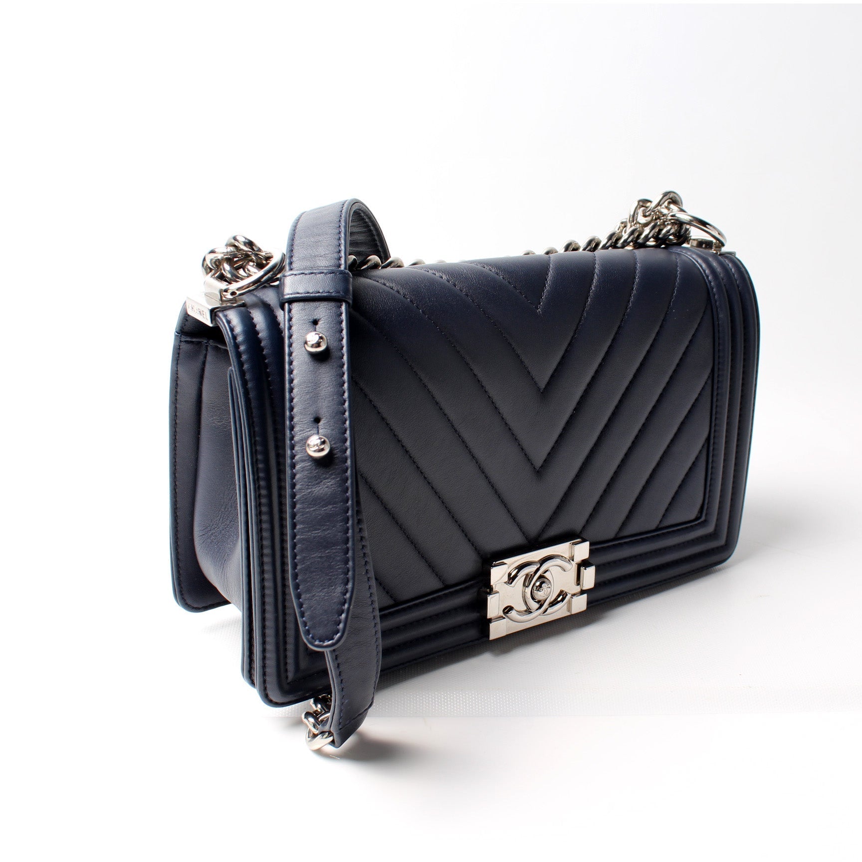 Chanel Boy Flap Old Lambskin 22M Handbag