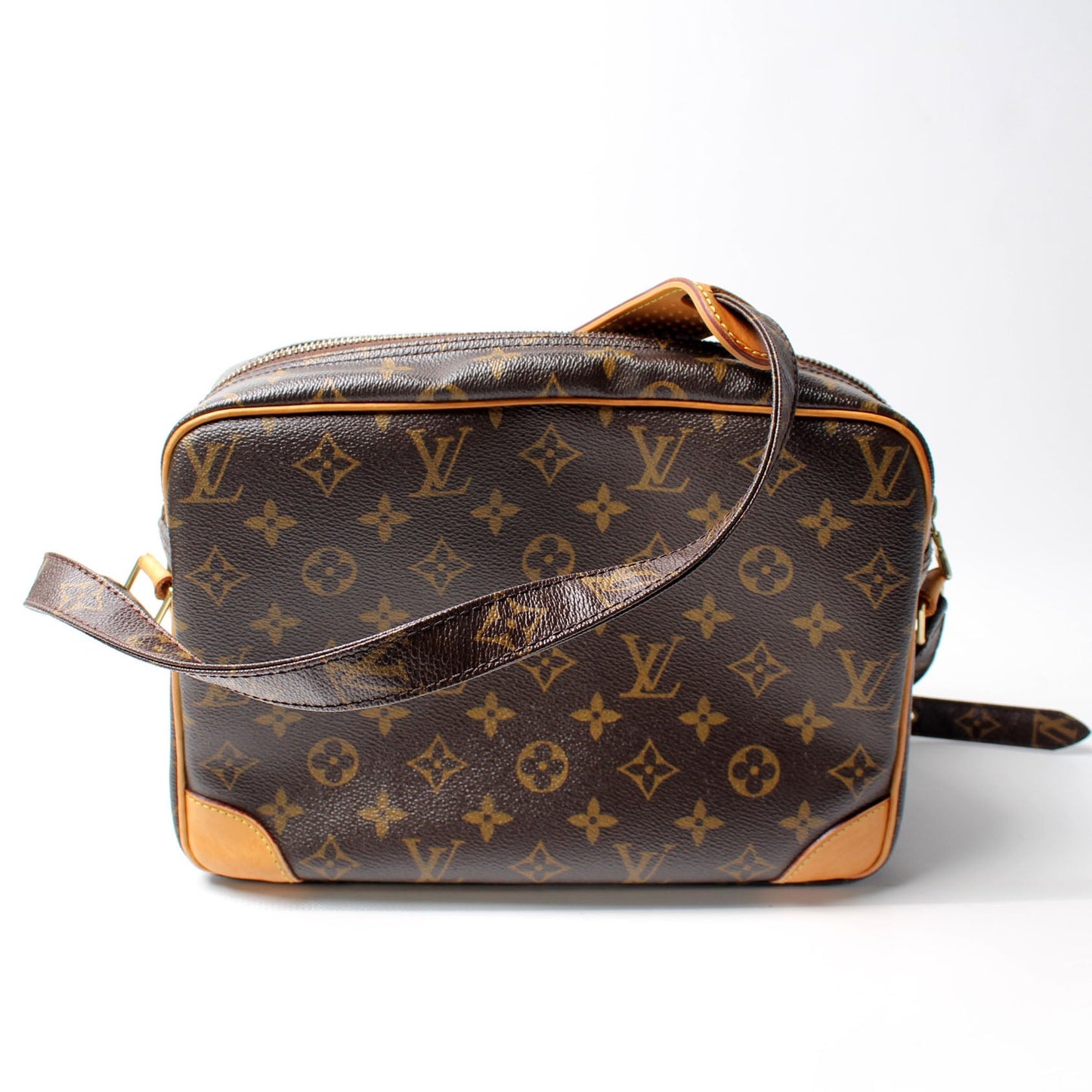 Louis Vuitton Nil Monogram Handbag Monogram 5