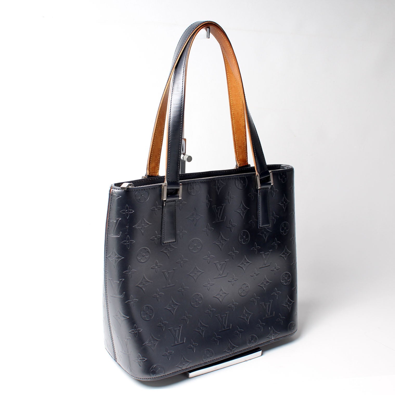 Louis Vuitton Stockton Matte Monogram Leather Handbag Leather 8