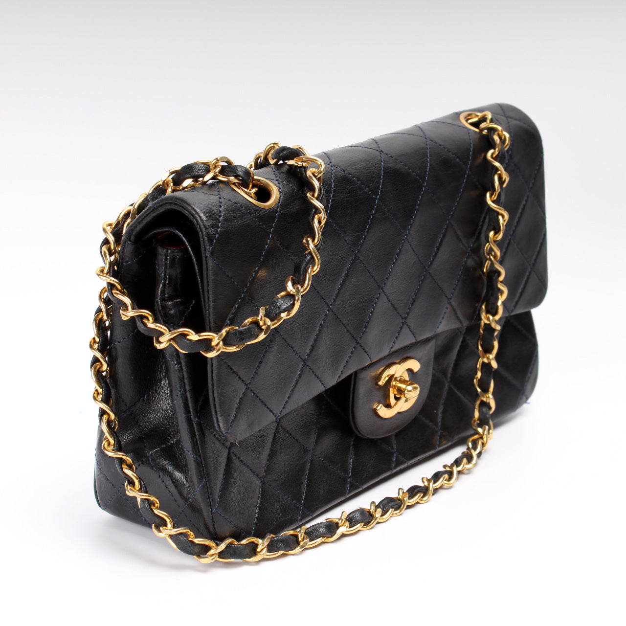 Chanel Classic Flap Lambskin 1M Handbag