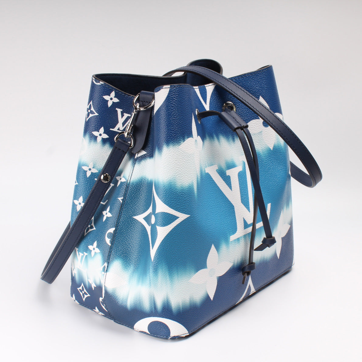 Louis Vuitton Neonoe Escale Handbag