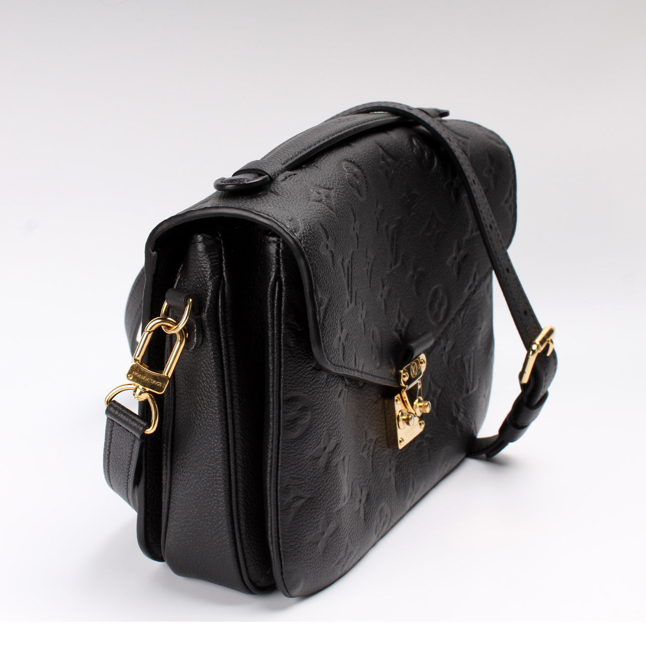 Louis Vuitton Pochette Metis Empreinte Clutch Bag Empreinte 28