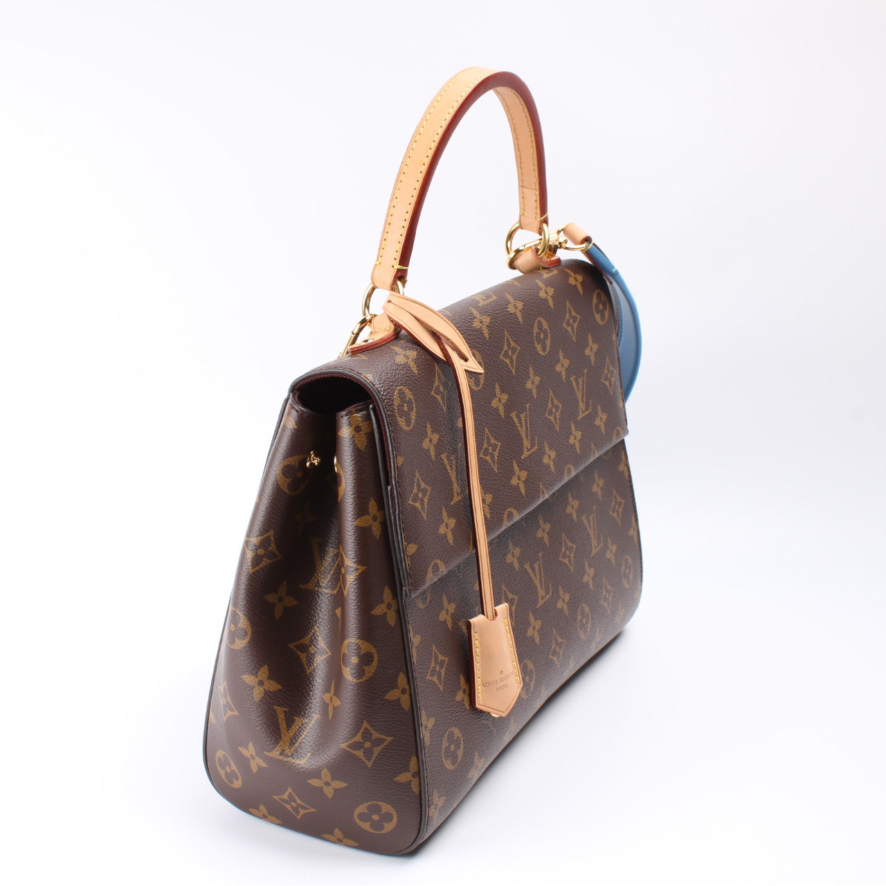 Louis Vuitton Cluny MM Monogram Handbag Monogram 4