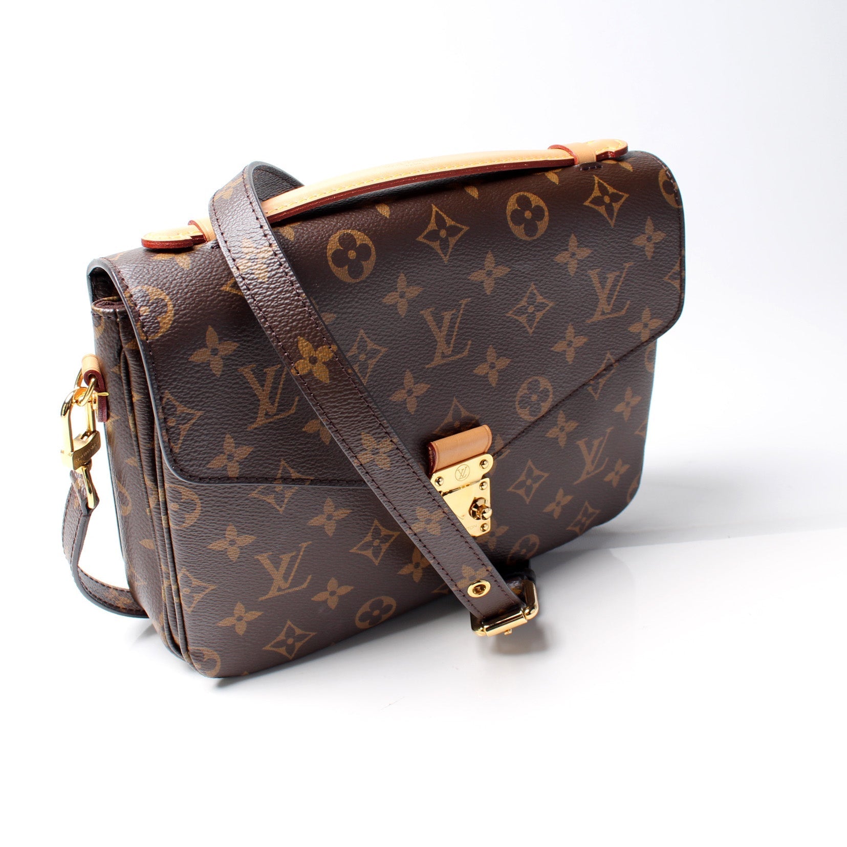 Louis Vuitton Pochette Metis Monogram Clutch Bag Monogram 35