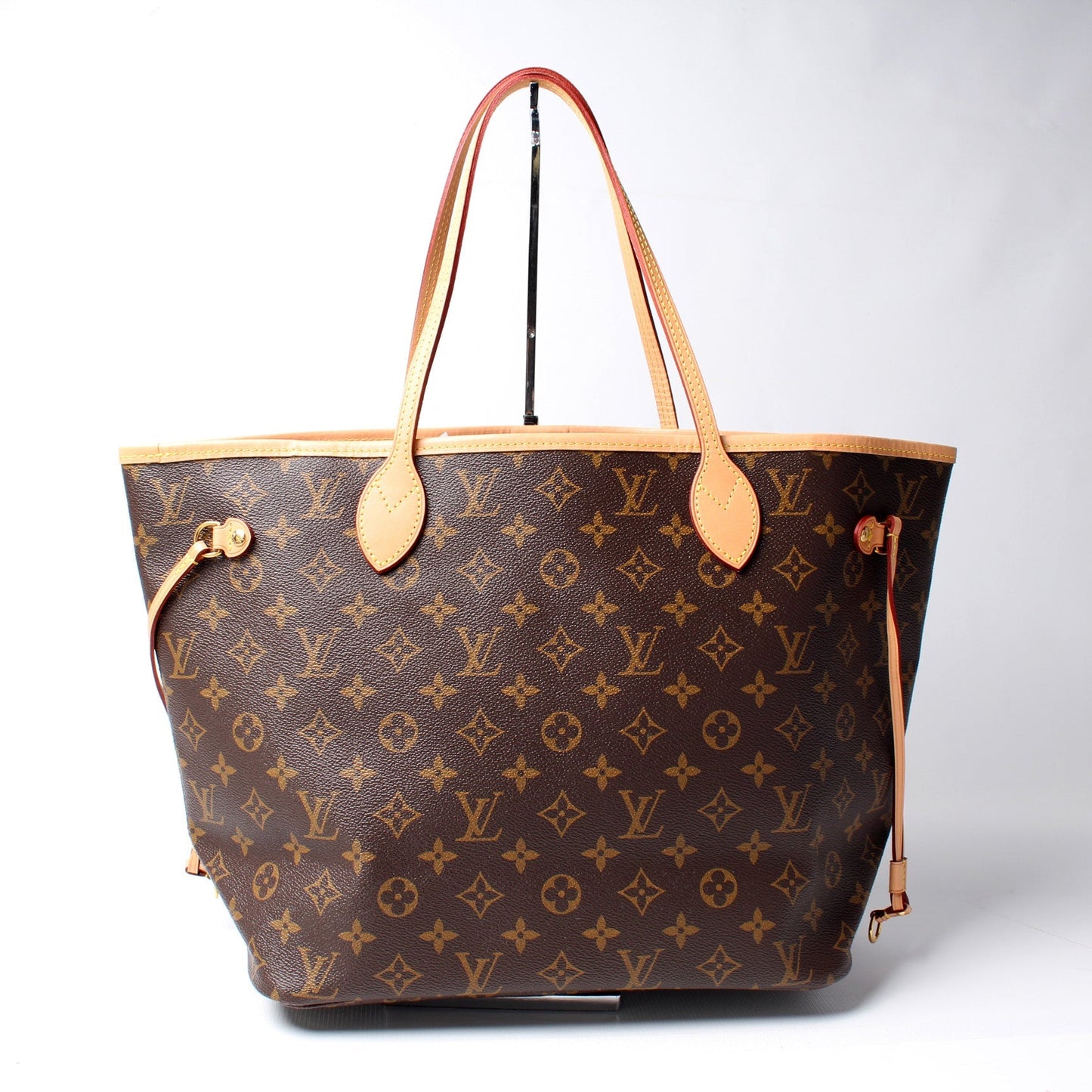 Louis Vuitton Neverfull MM Monogram Tote Bag Monogram 142