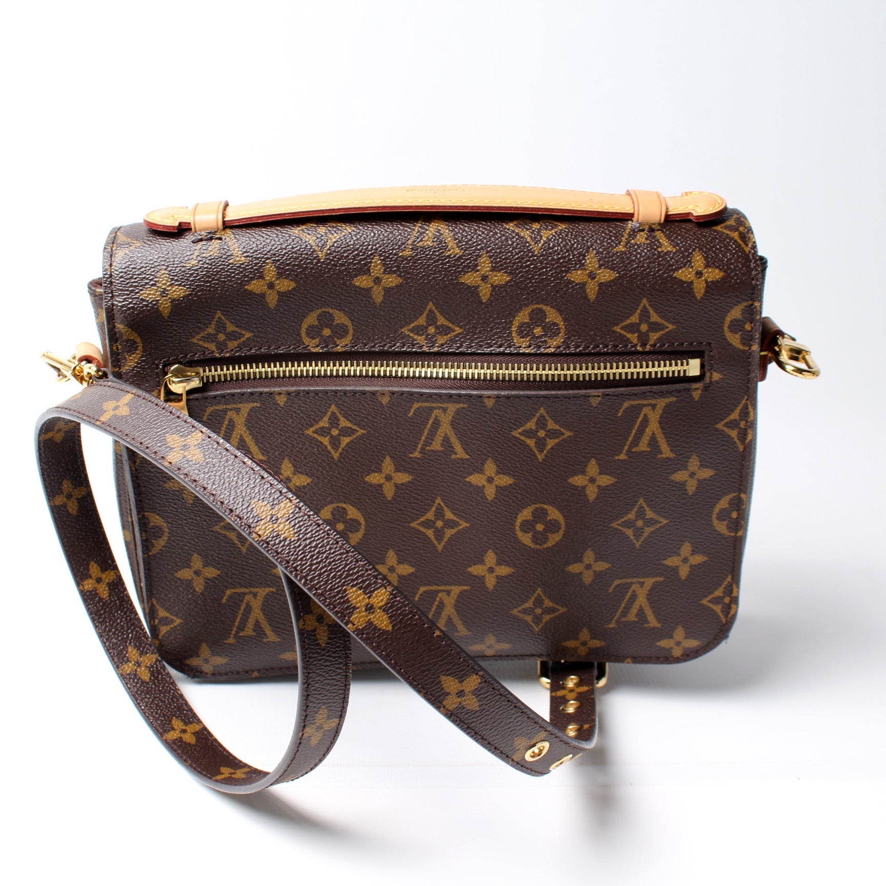 Louis Vuitton Pochette Metis Monogram Clutch Bag Monogram 34