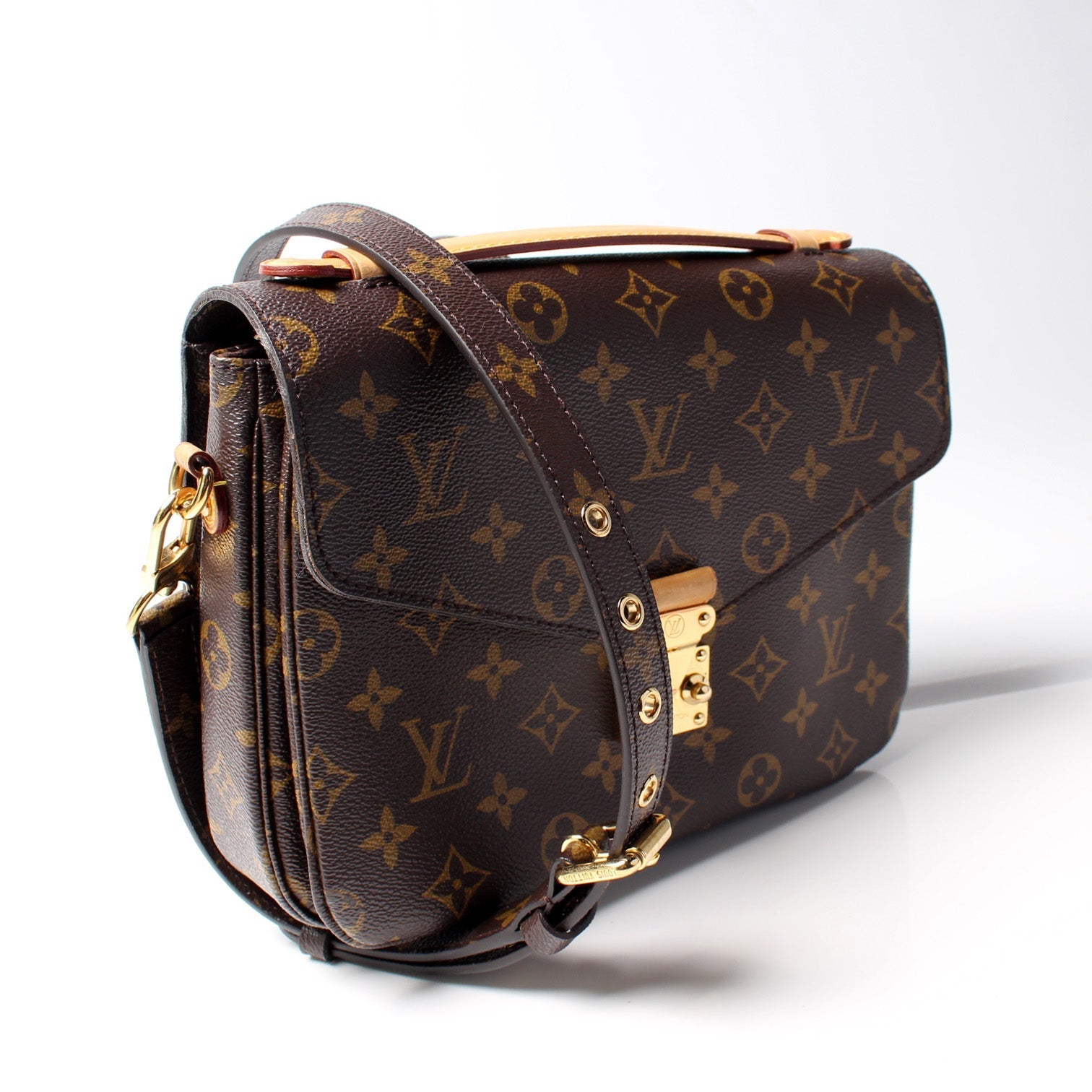 Louis Vuitton Pochette Metis Monogram Clutch Bag Monogram 36