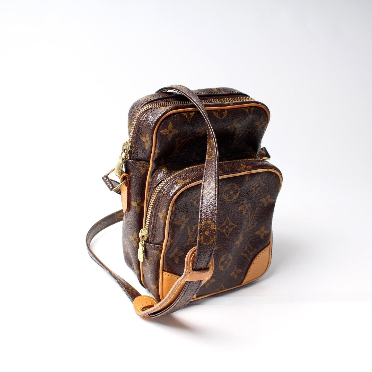 Louis Vuitton Amazone Monogram Handbag Monogram 16
