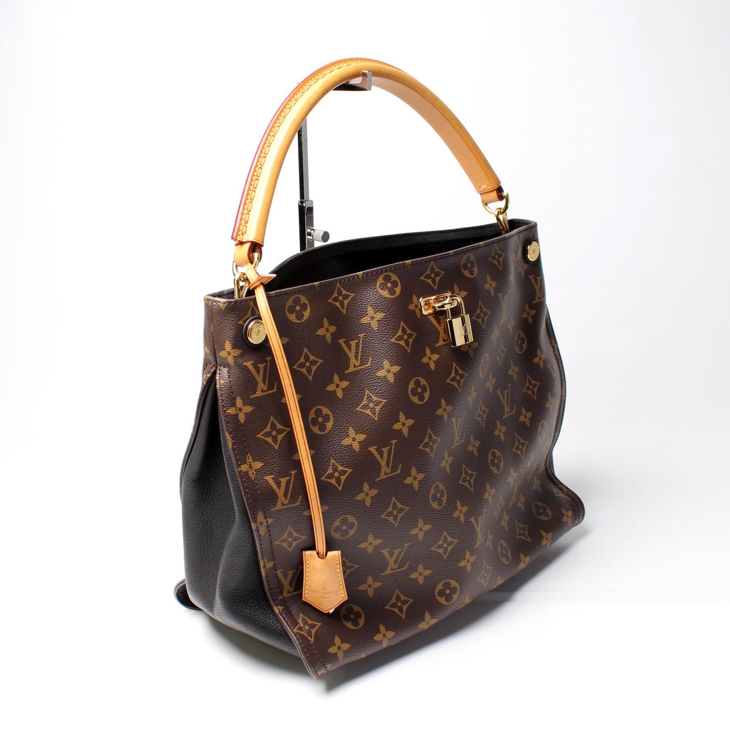Louis Vuitton Gaia Monogram Handbag Monogram 9
