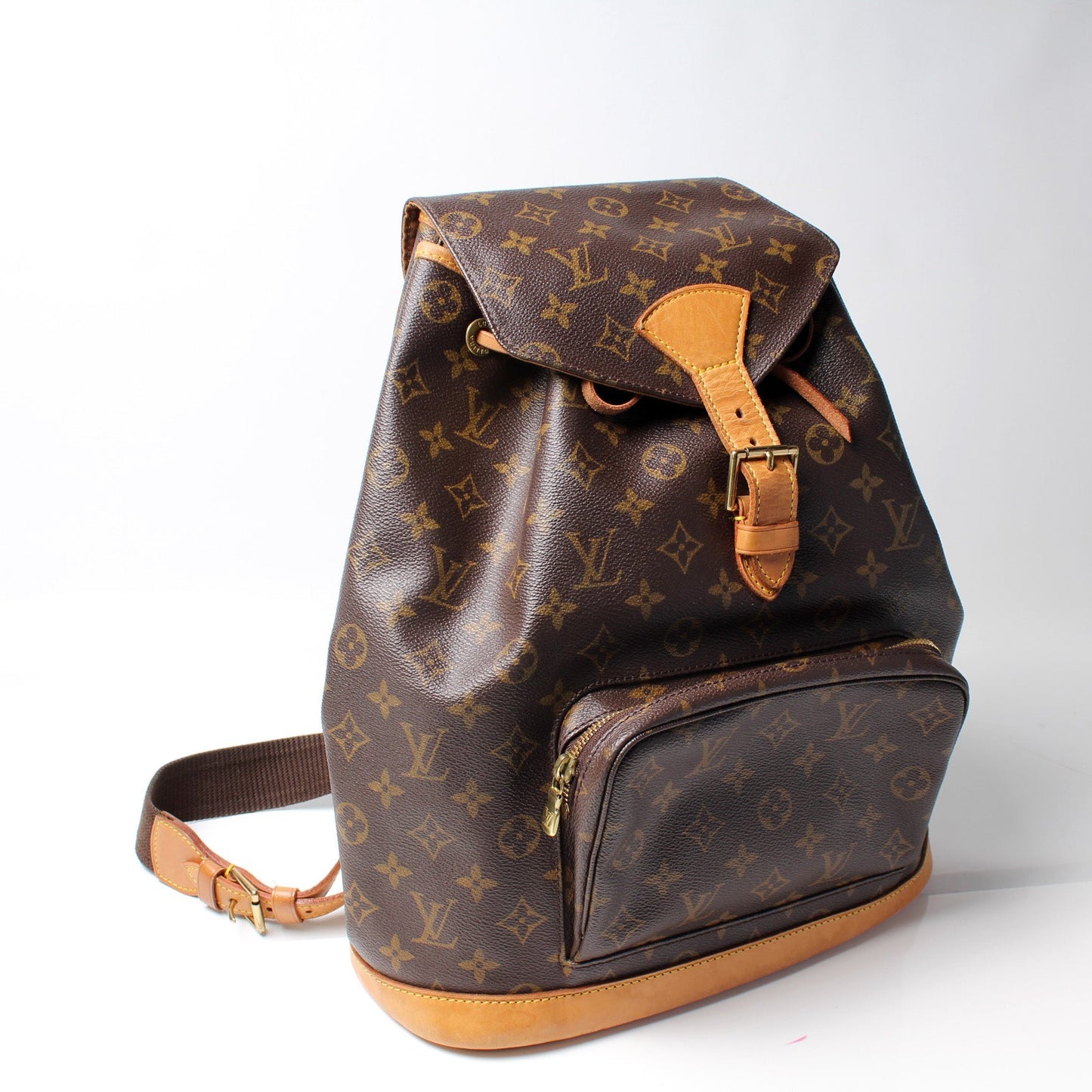 Louis Vuitton Montsouris GM Monogram Handbag Monogram 23