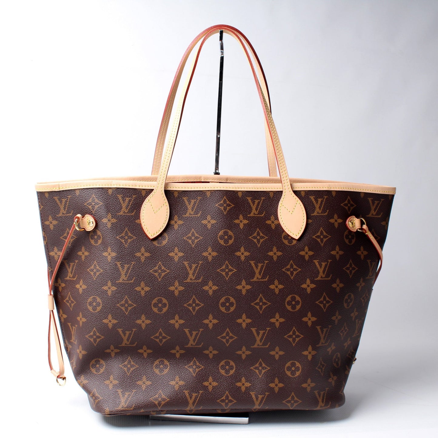 Louis Vuitton Neverfull MM Monogram Tote Bag Monogram 163