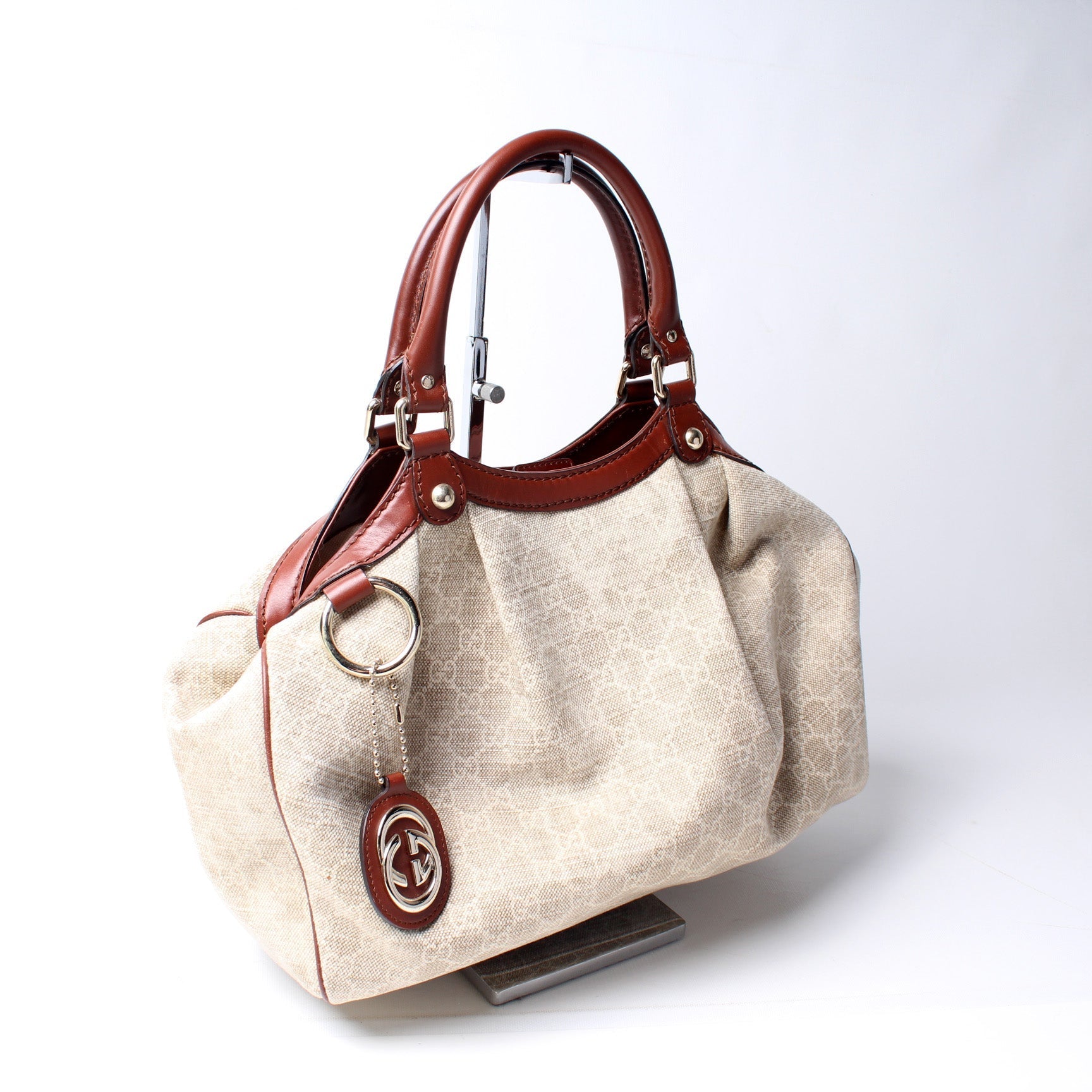 Gucci Sukey GG Medium Travel Bag