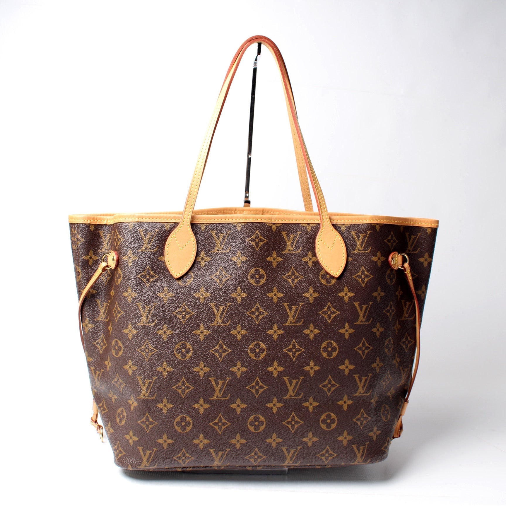 Louis Vuitton Neverfull MM Monogram Tote Bag Monogram 167