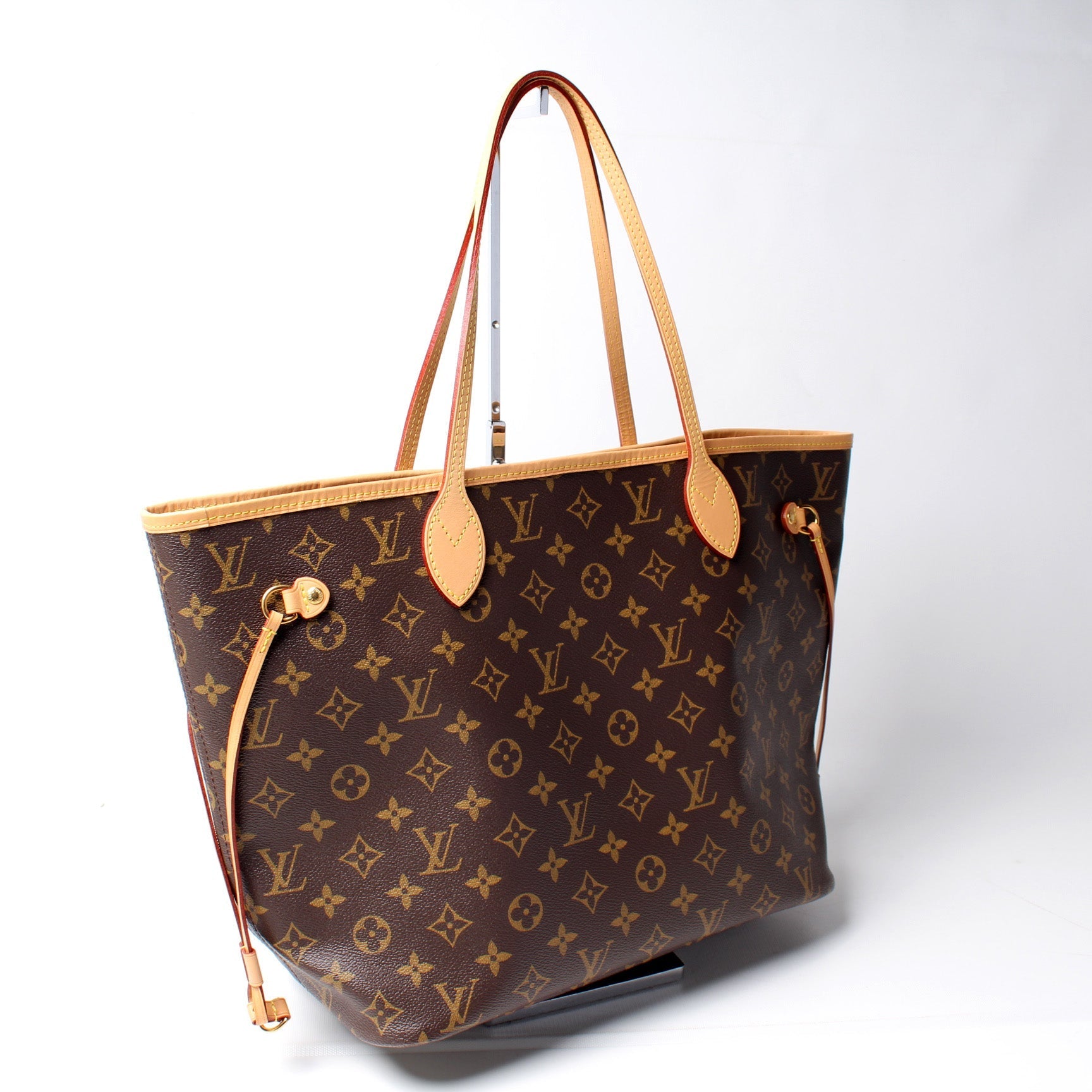 Louis Vuitton Neverfull MM Monogram Tote Bag Monogram 161