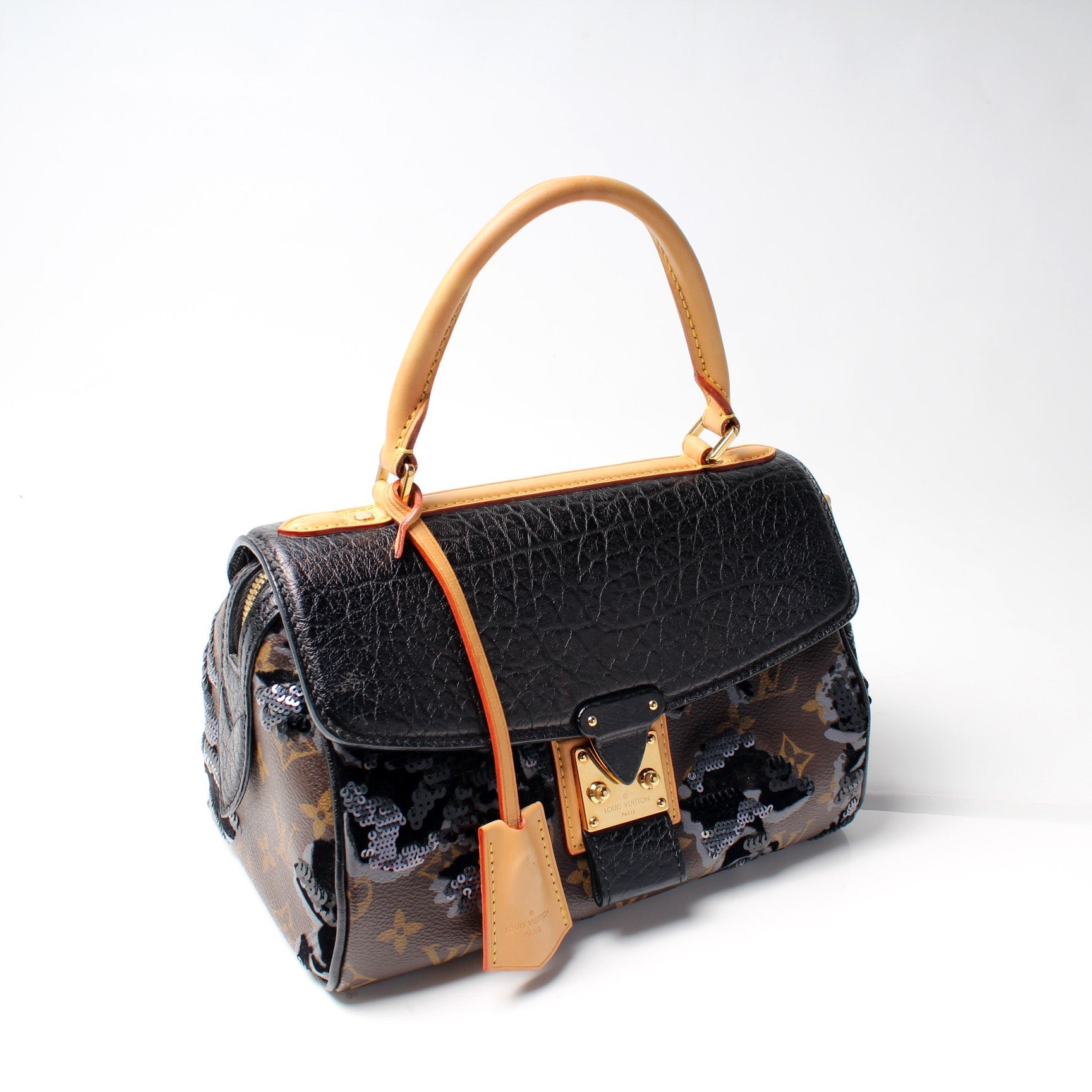 Louis Vuitton Carro l Fleur De Jais Monogram Handbag