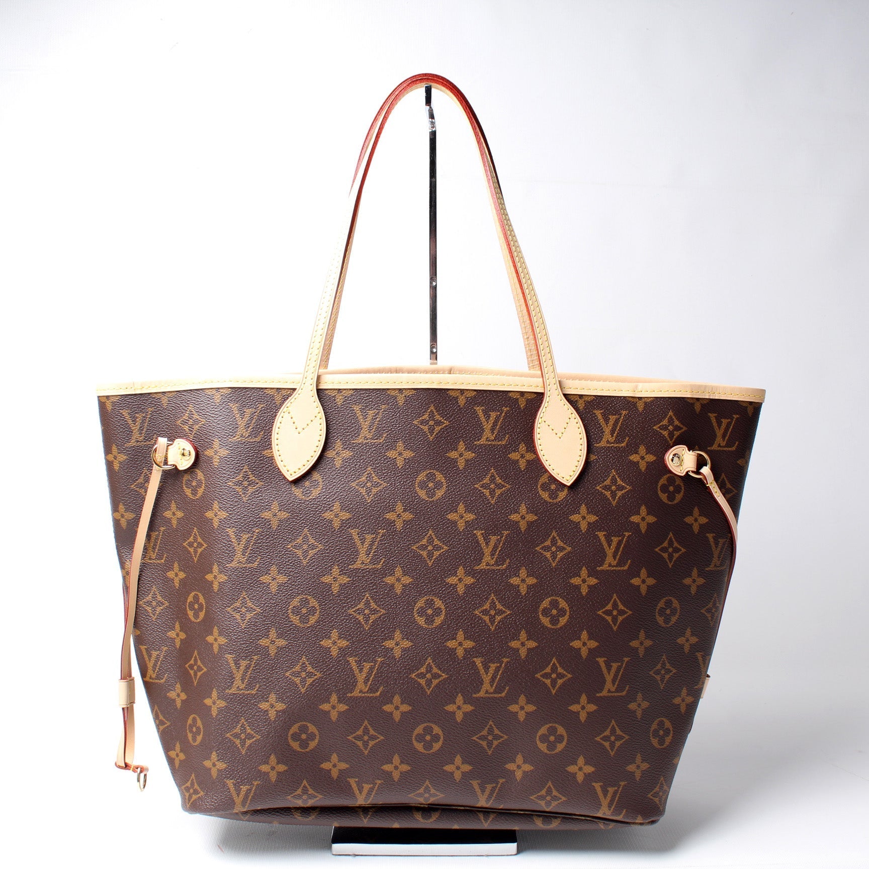 Louis Vuitton Neverfull MM Monogram Tote Bag Monogram 164