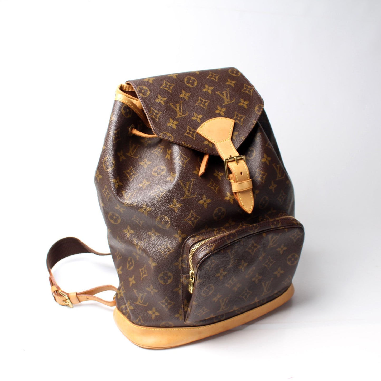 Louis Vuitton Montsouris GM Monogram Handbag Monogram 33