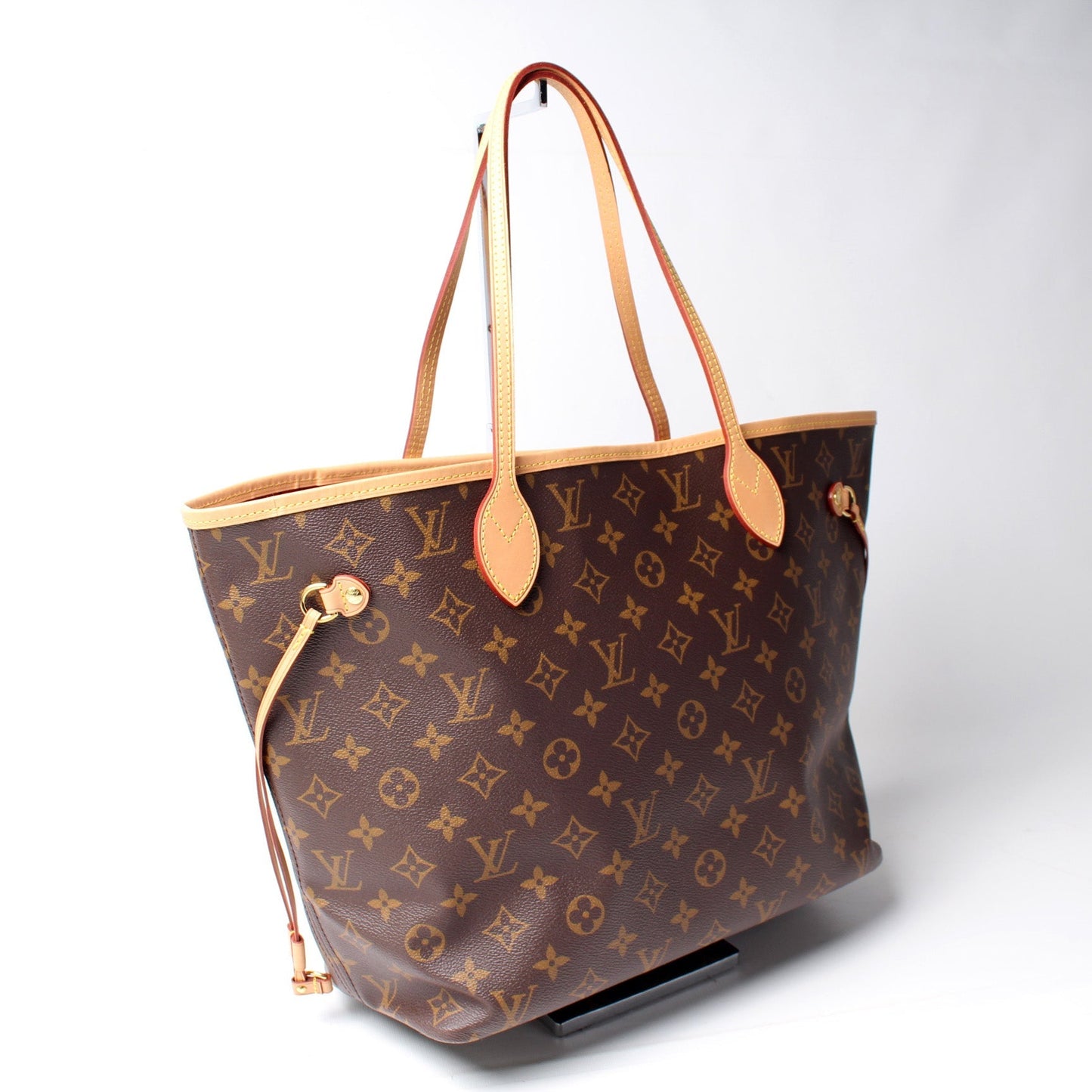Louis Vuitton Neverfull MM Monogram Tote Bag Monogram 169