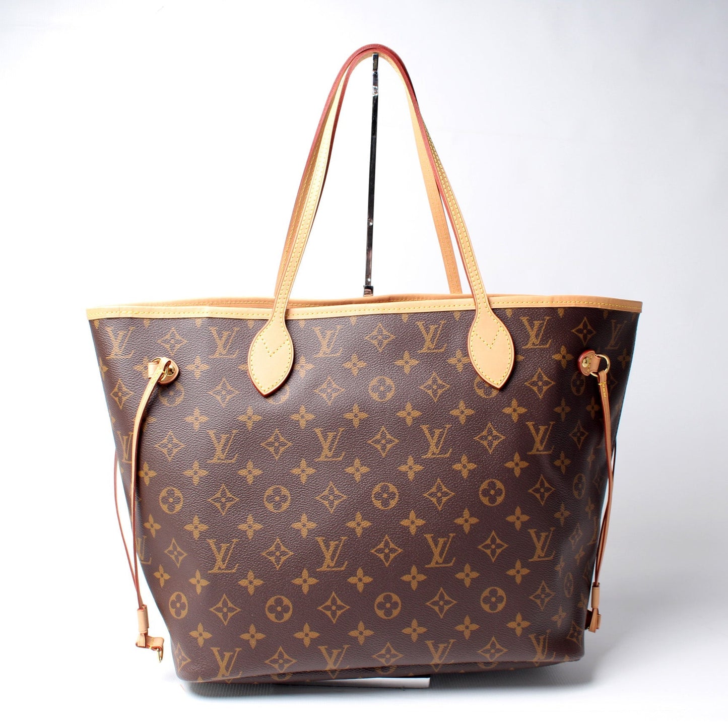 Louis Vuitton Neverfull MM Monogram Tote Bag Monogram 169