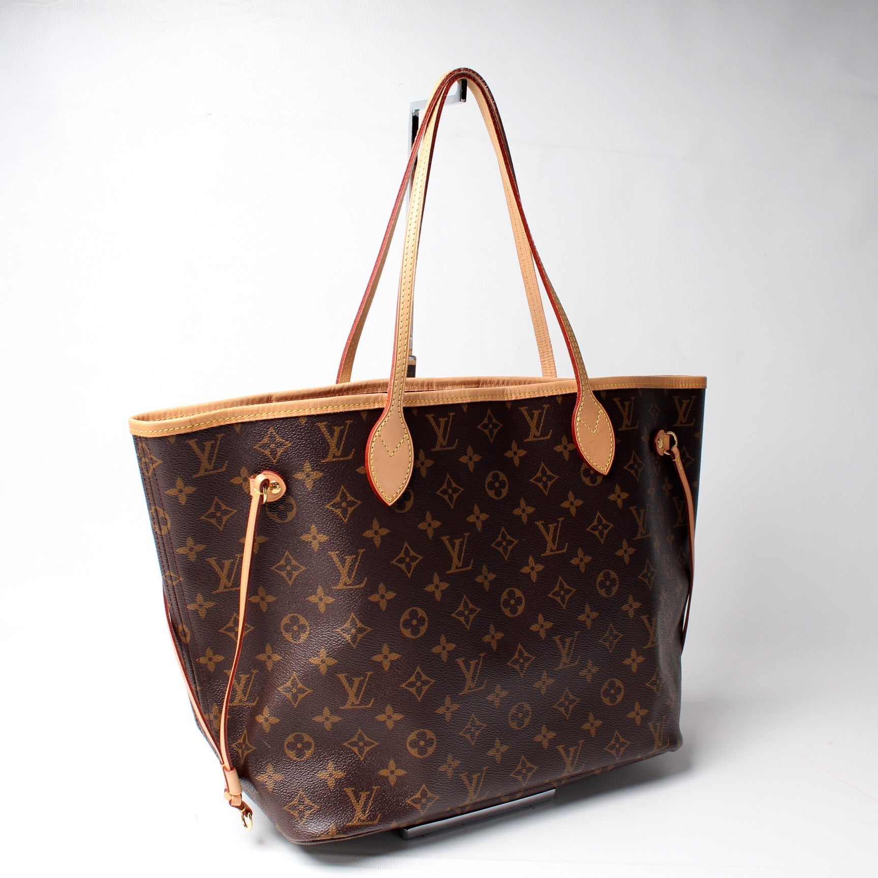 Louis Vuitton Neverfull MM Monogram Tote Bag Monogram 175