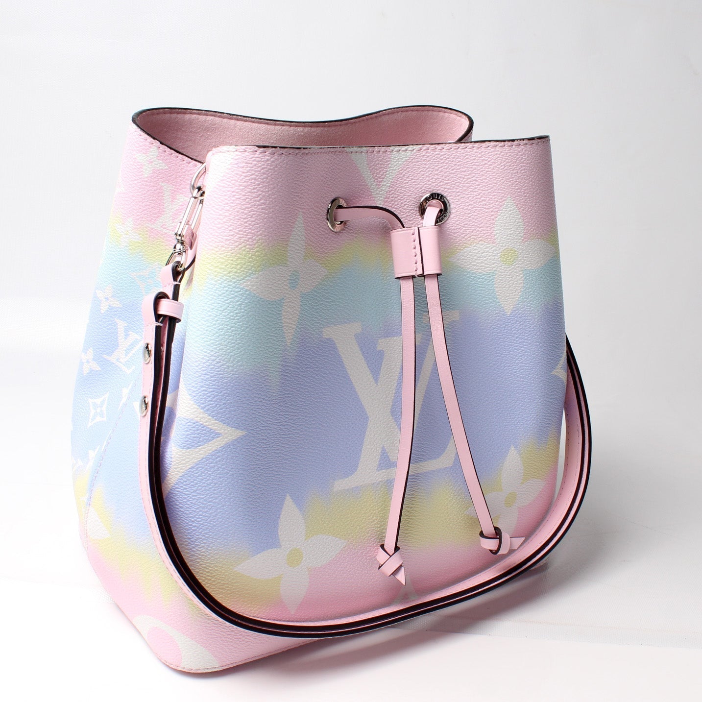 Louis Vuitton Neonoe Escale Handbag Escale 1