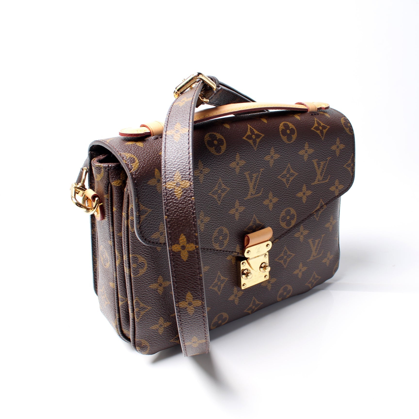 Louis Vuitton Pochette Metis Monogram Clutch Bag Monogram 37
