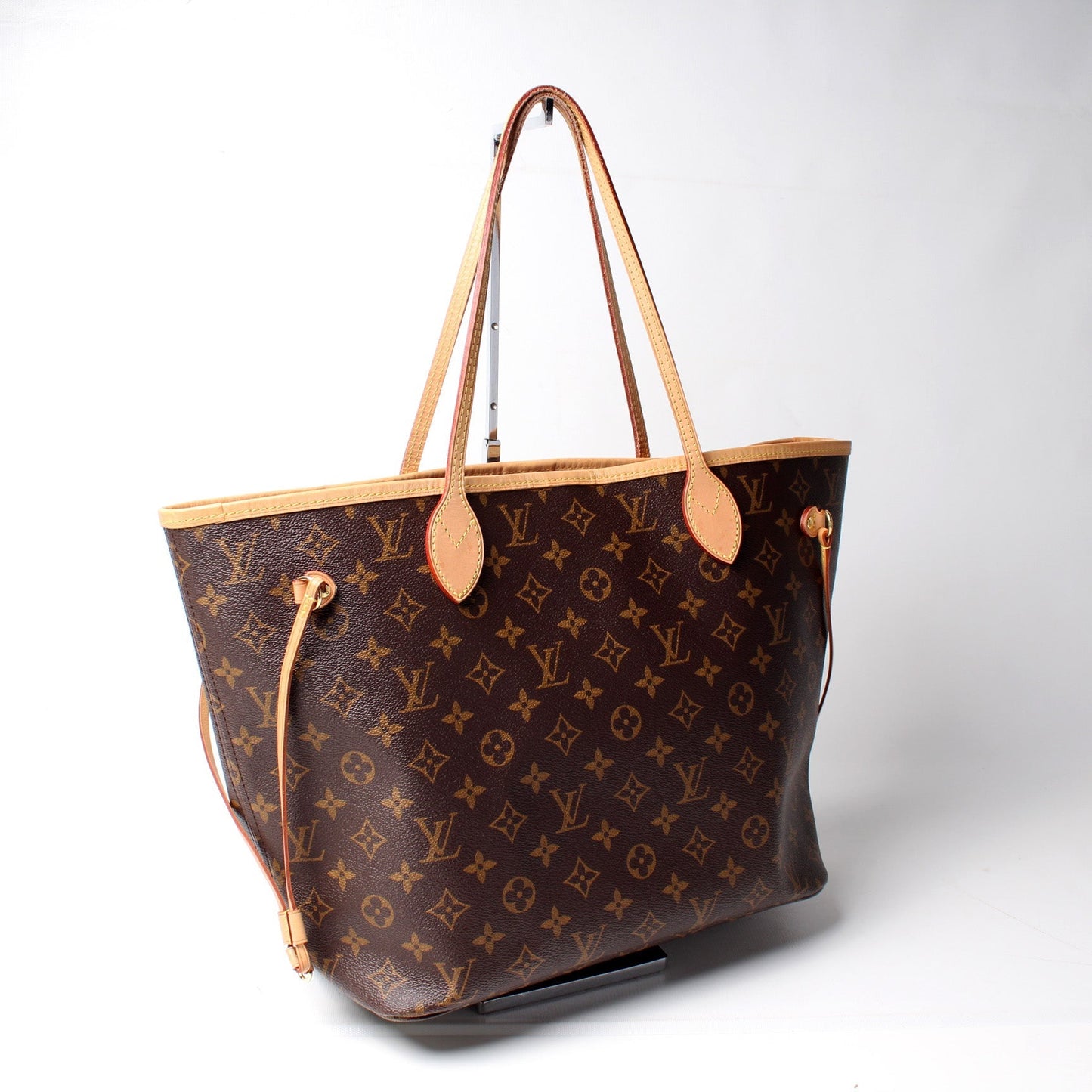Louis Vuitton Neverfull MM Monogram Tote Bag Monogram 170