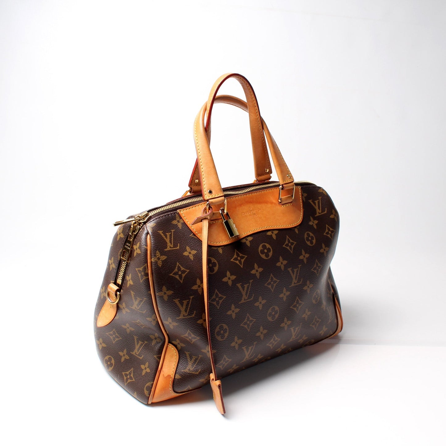Louis Vuitton Retiro NM Monogram Handbag Monogram 4